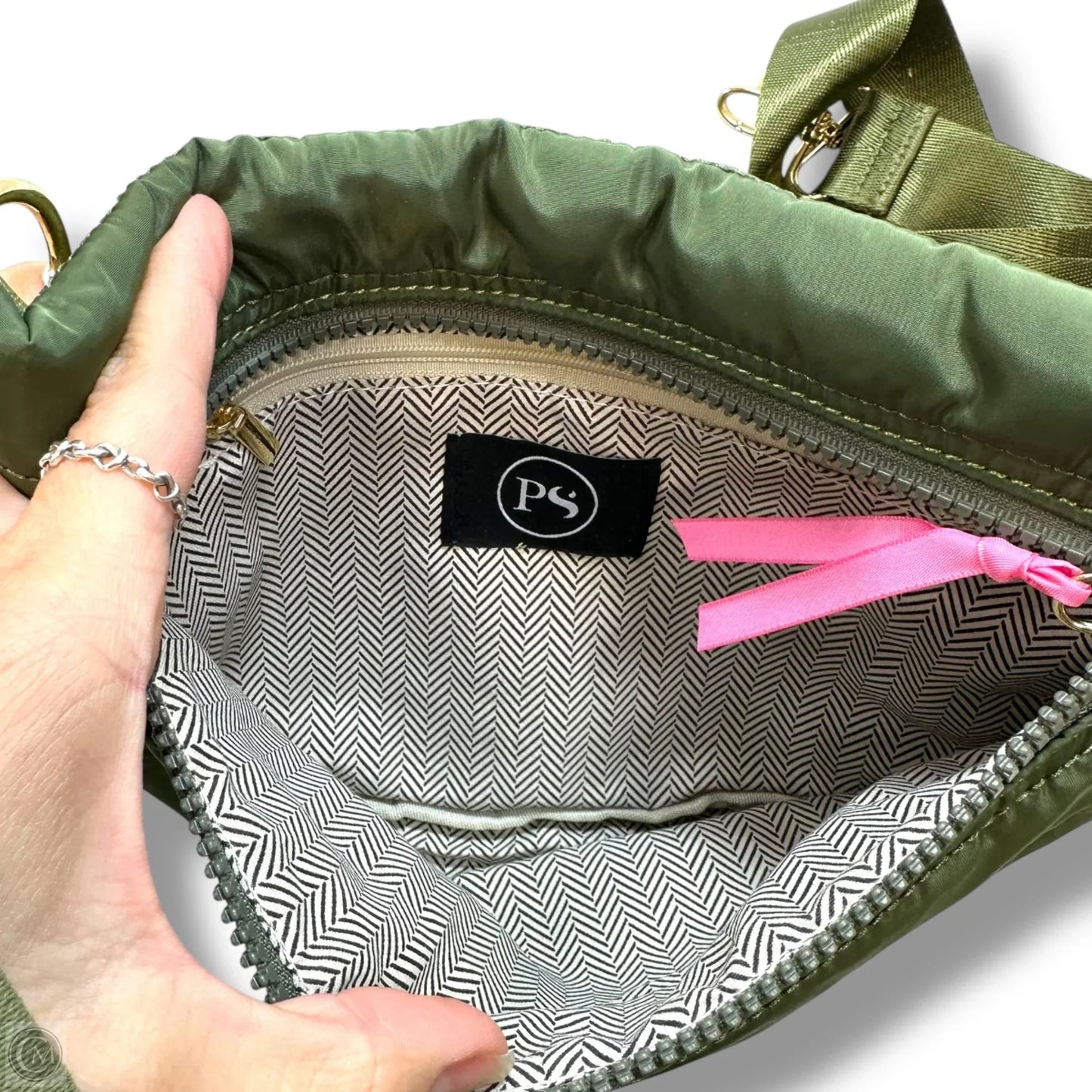 Crossbody By Clothes Mentor, Size: Medium