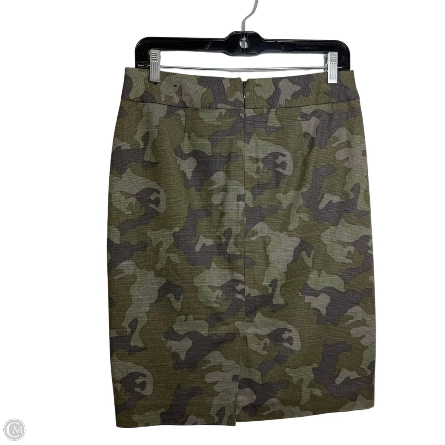Skirt Mini & Short By Banana Republic In Camouflage Print, Size: 2