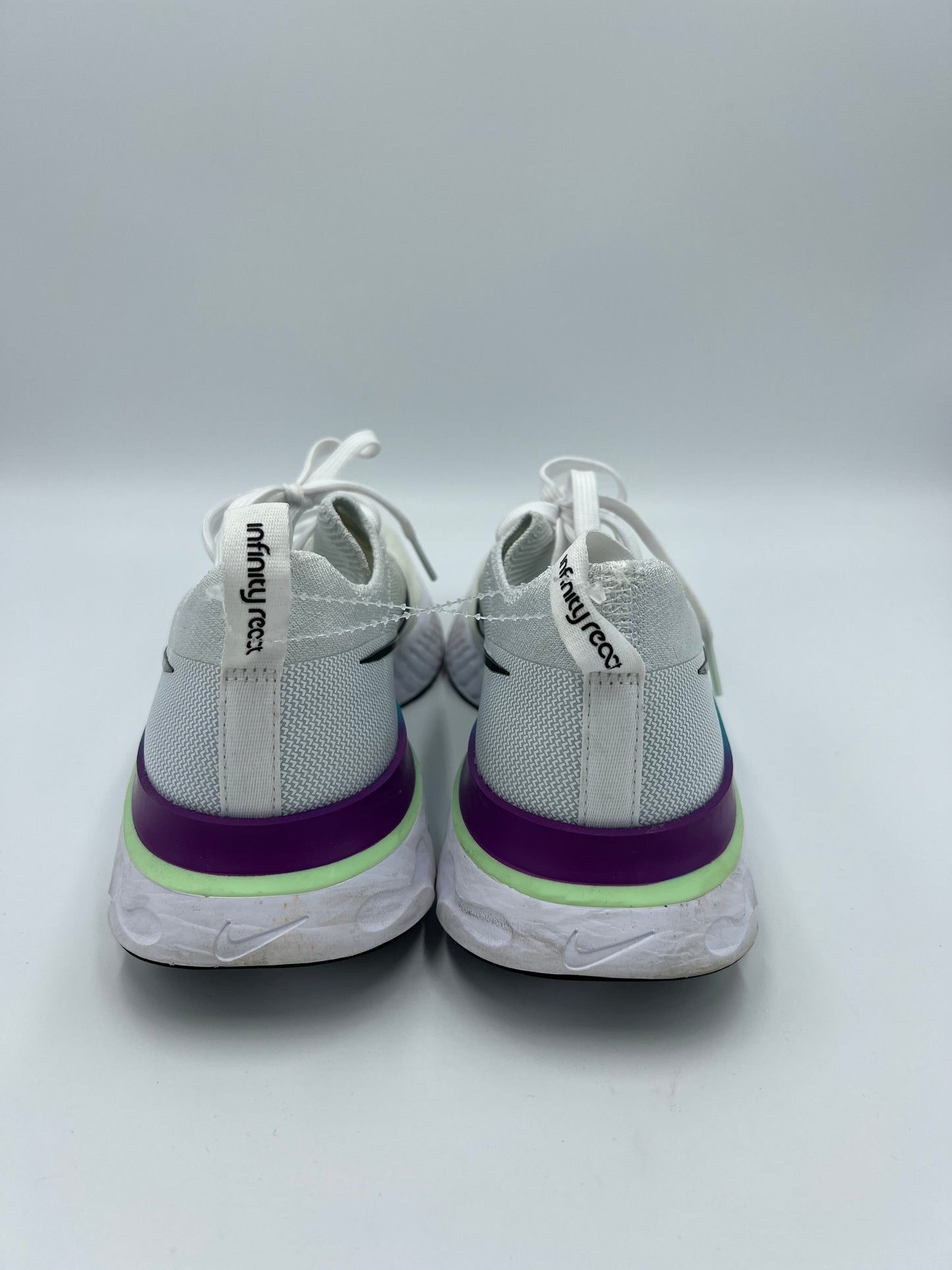 Fly Knit Shoes Athletic By Nike Size: 9