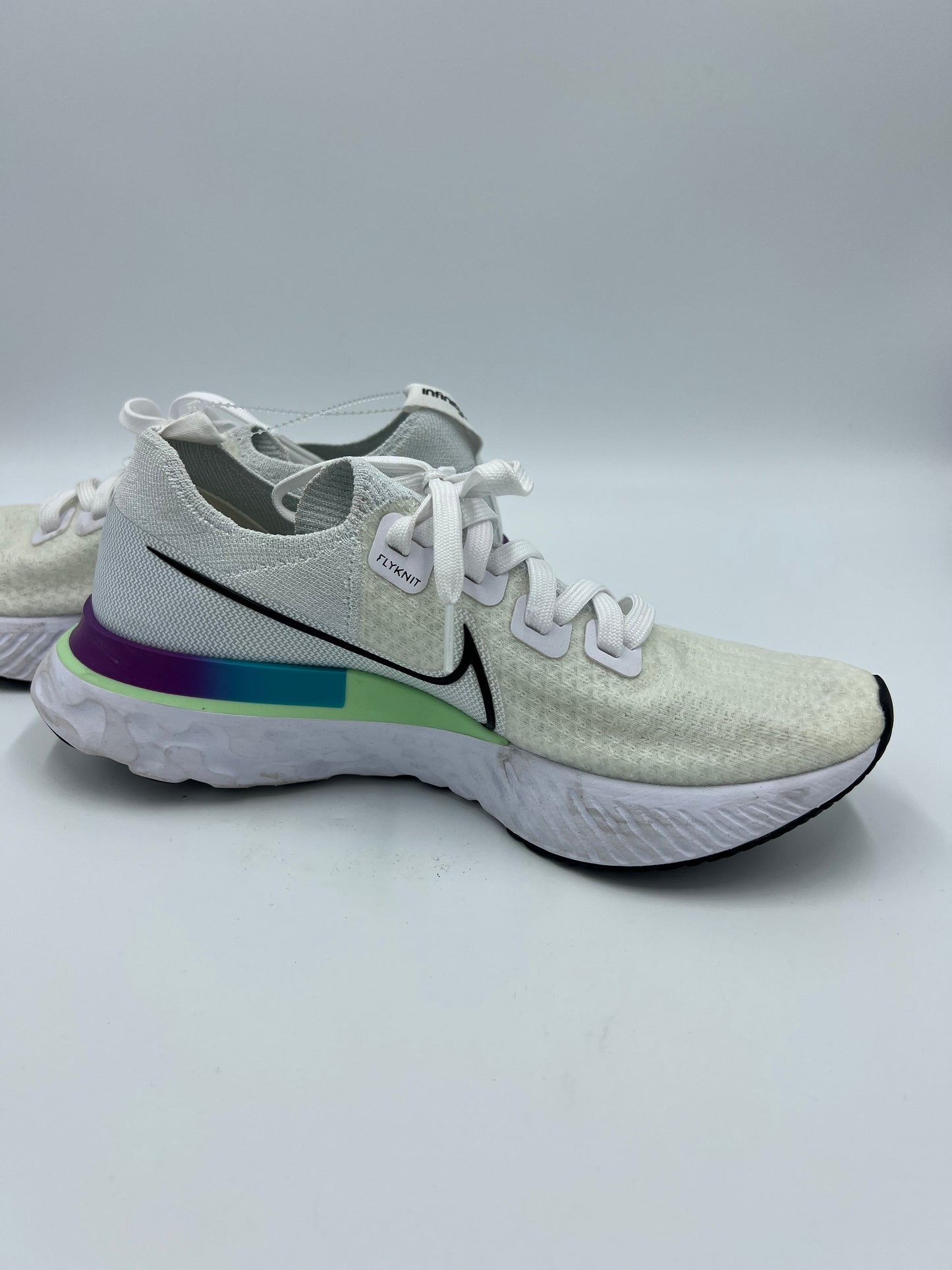 Fly Knit Shoes Athletic By Nike Size: 9