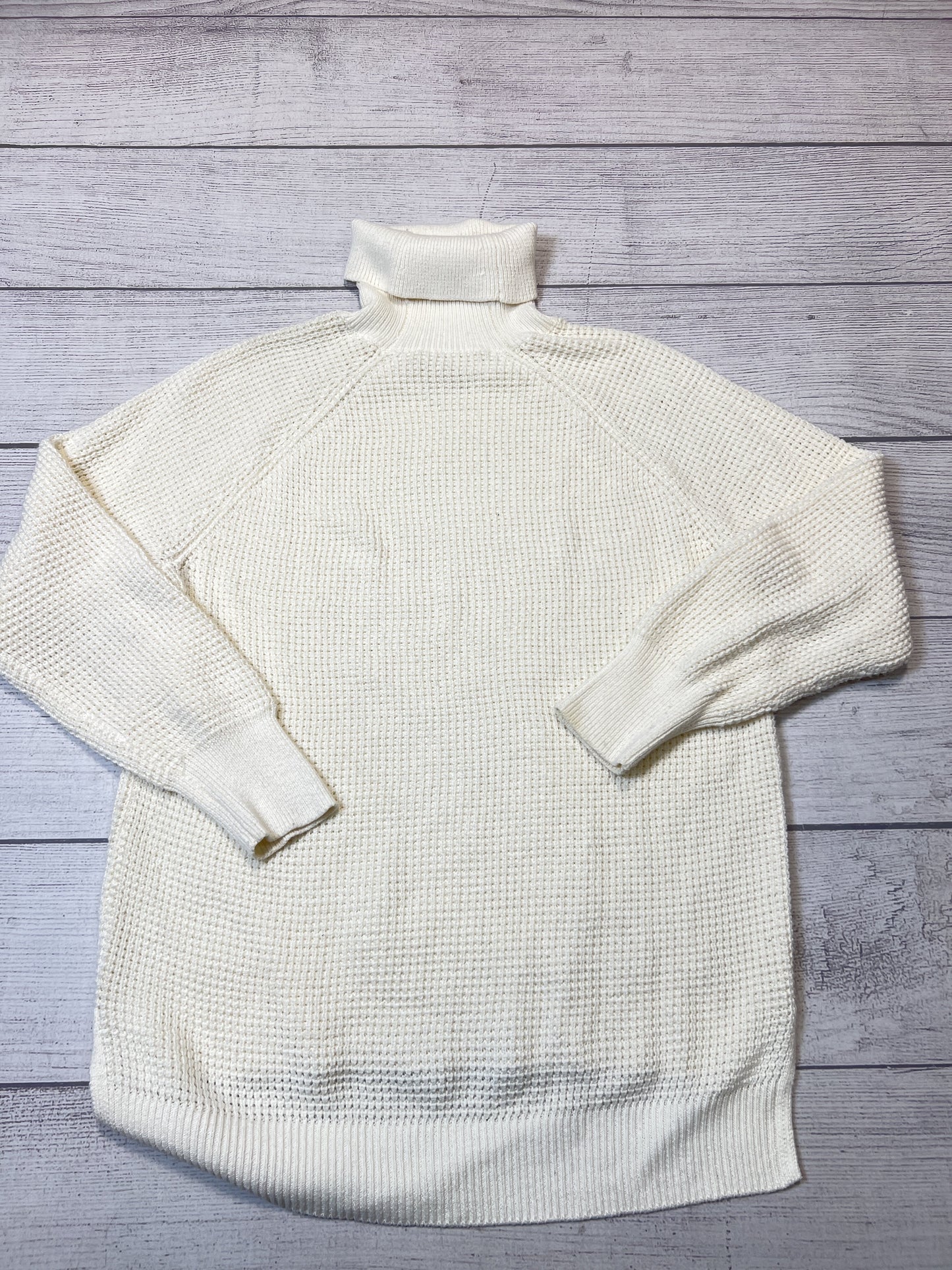 Sweater Designer By Michael Kors Size: M