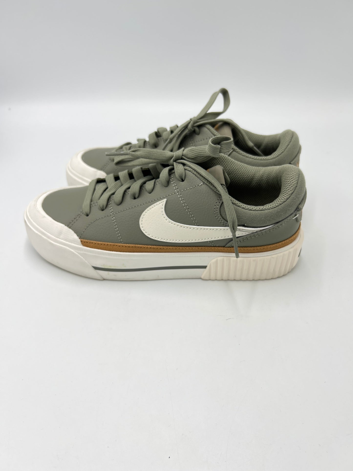 Shoes Athletic By Nike Size: 7