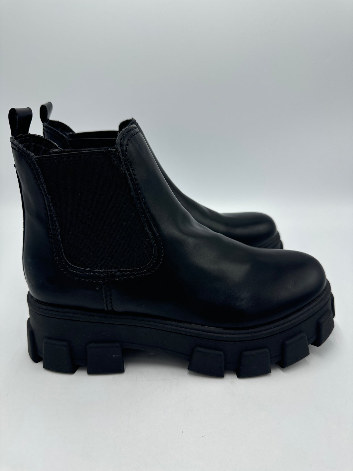 Boots Ankle Flats By Circus By Sam Edelman In Black, Size: 6
