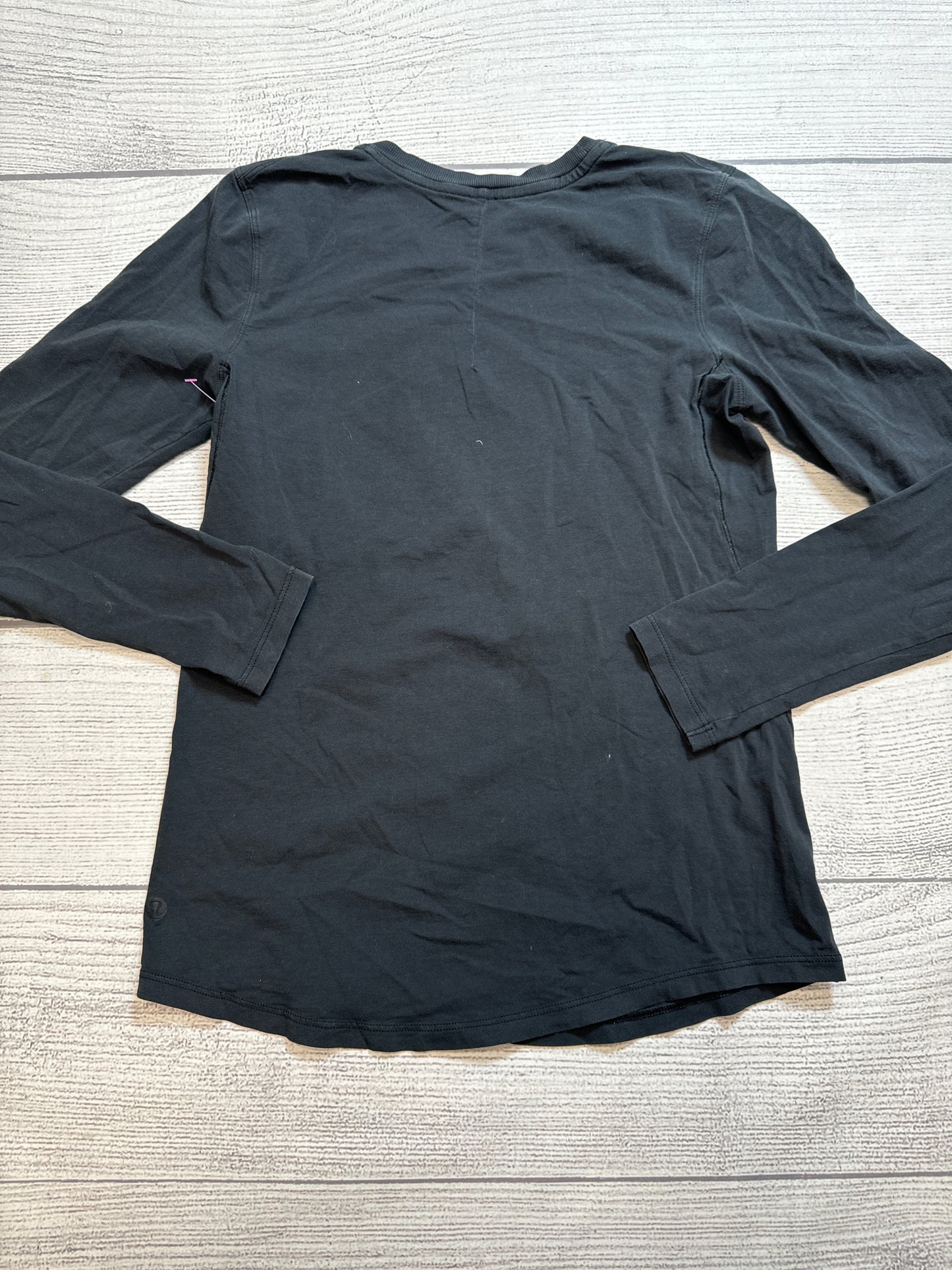 Athletic Top Long Sleeve Collar By Lululemon Size: S