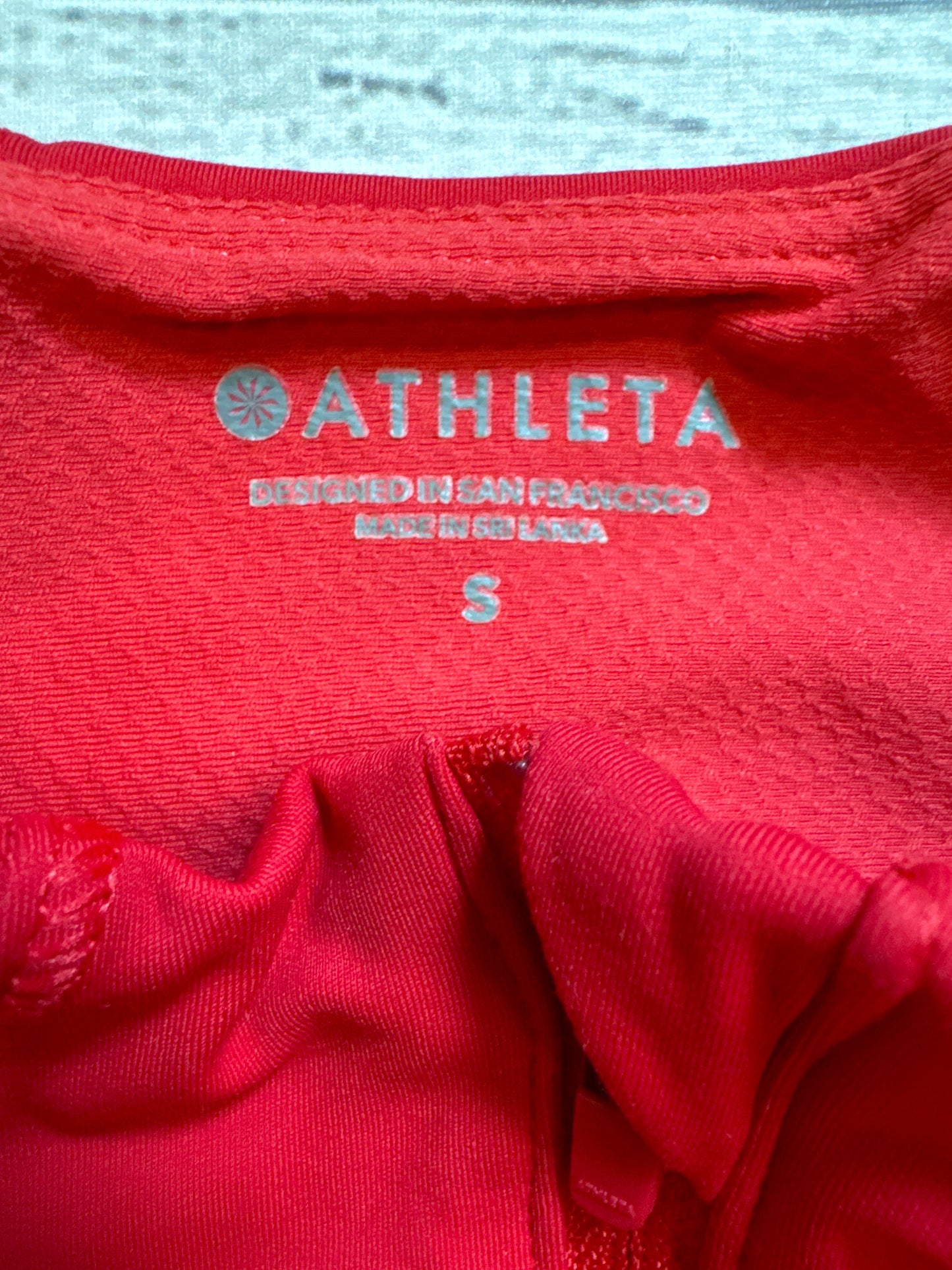 Athletic Top Long Sleeve Collar By Athleta In Red, Size: S