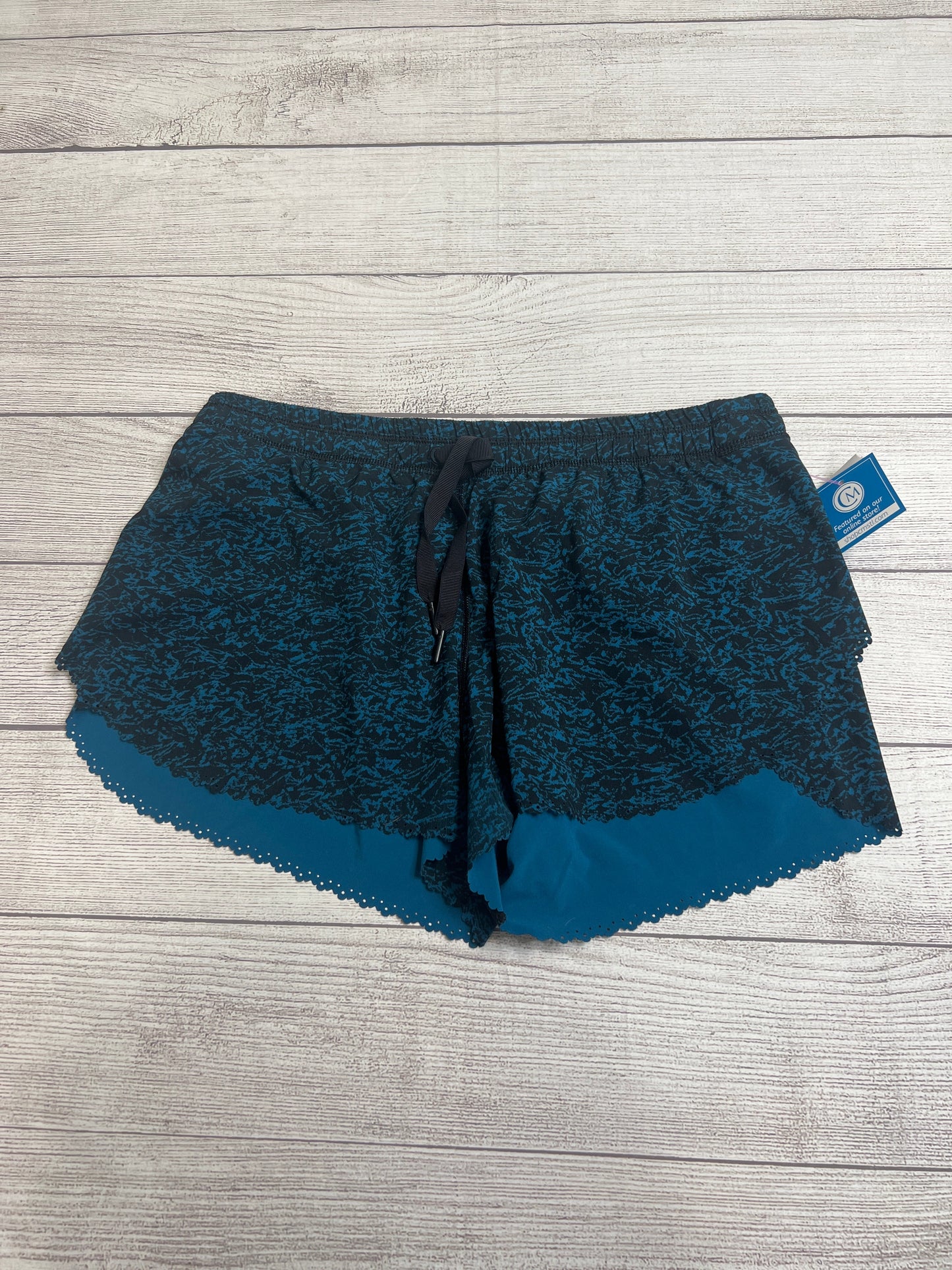 Athletic Shorts By Lululemon Size: 6
