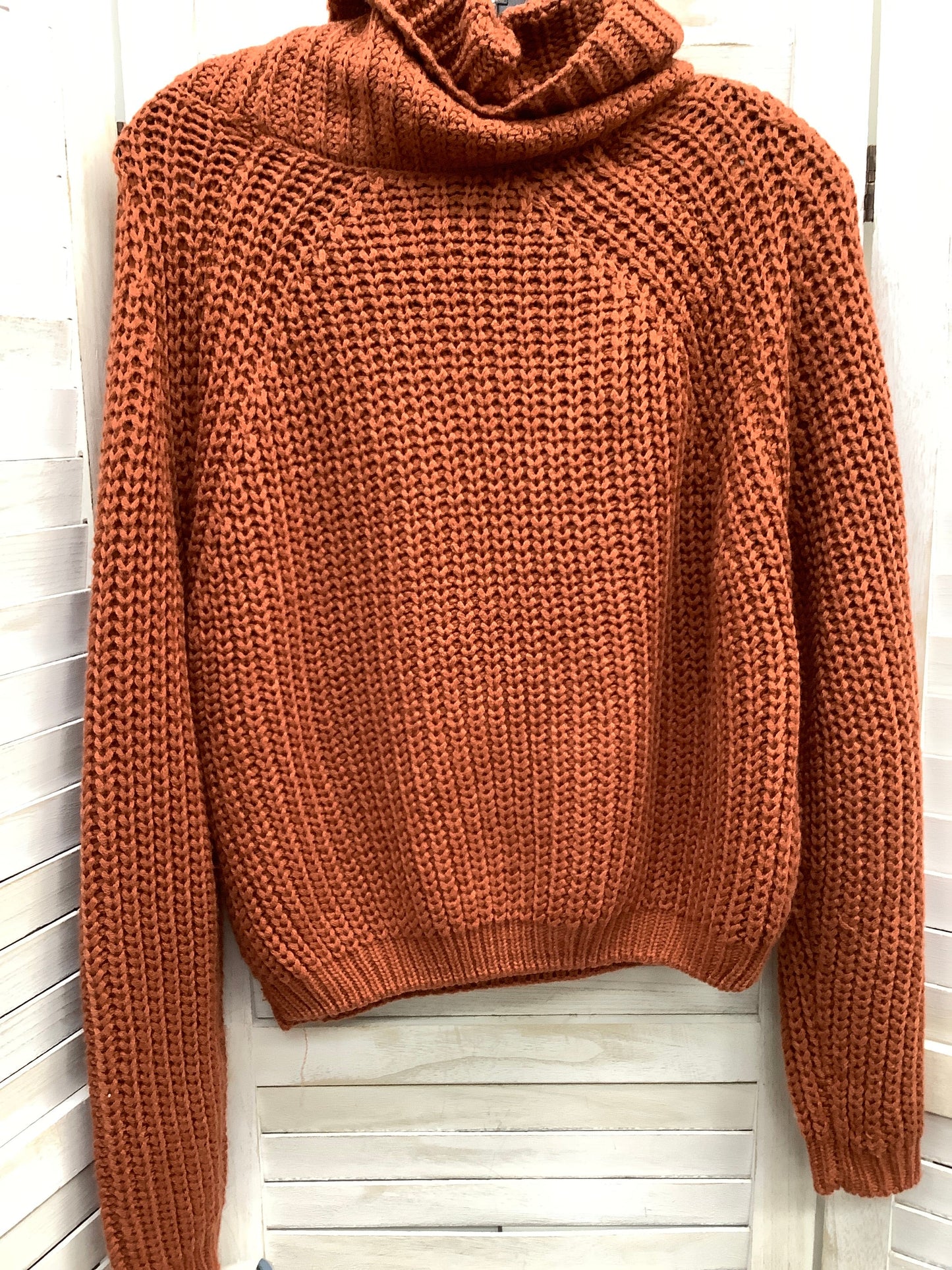 Sweater By Clothes Mentor Size: Xs