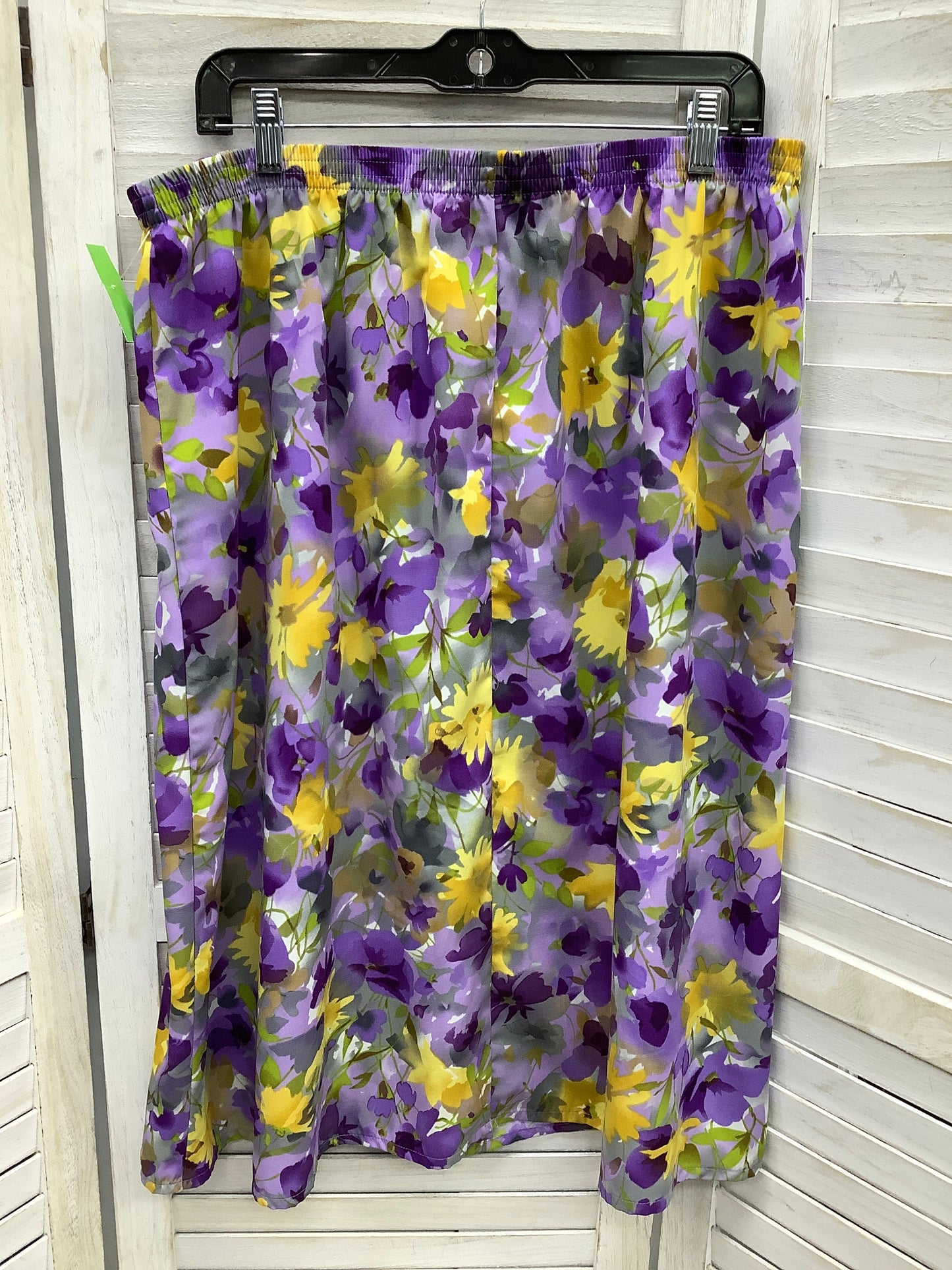 Skirt Midi By Blair Size: Xl
