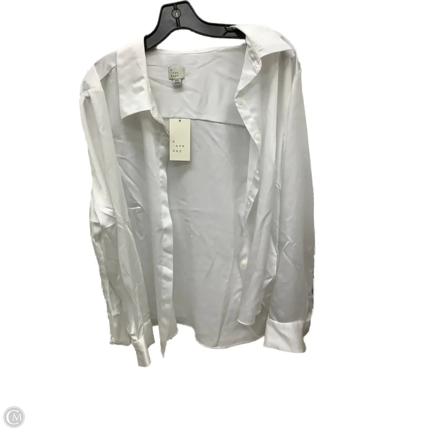 Top Long Sleeve By A New Day In White, Size: Xxl