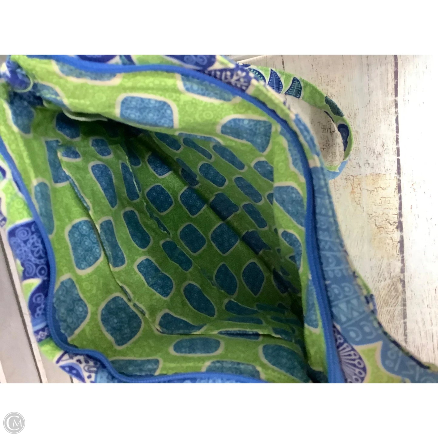 Handbag By Vera Bradley, Size: Medium