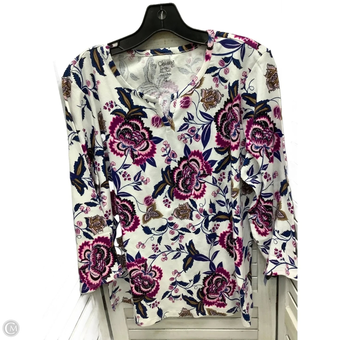 Top Long Sleeve By Chicos In Multi-colored, Size: Xl