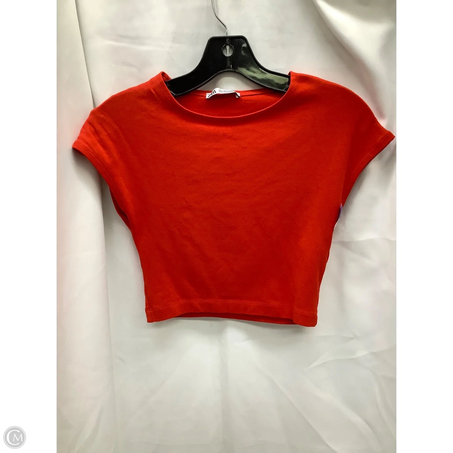 Top Short Sleeve By Zara In Red, Size: L
