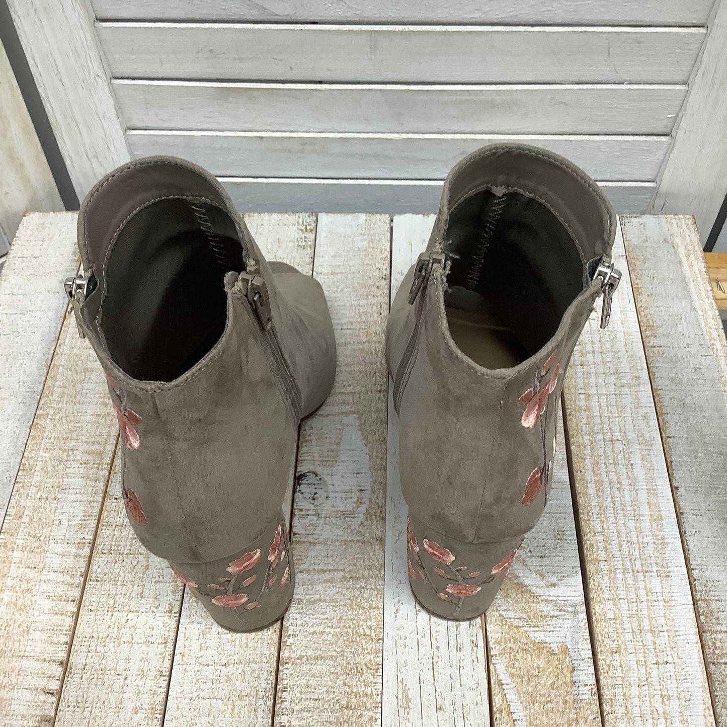 Boots Ankle Heels By Candies Size: 10