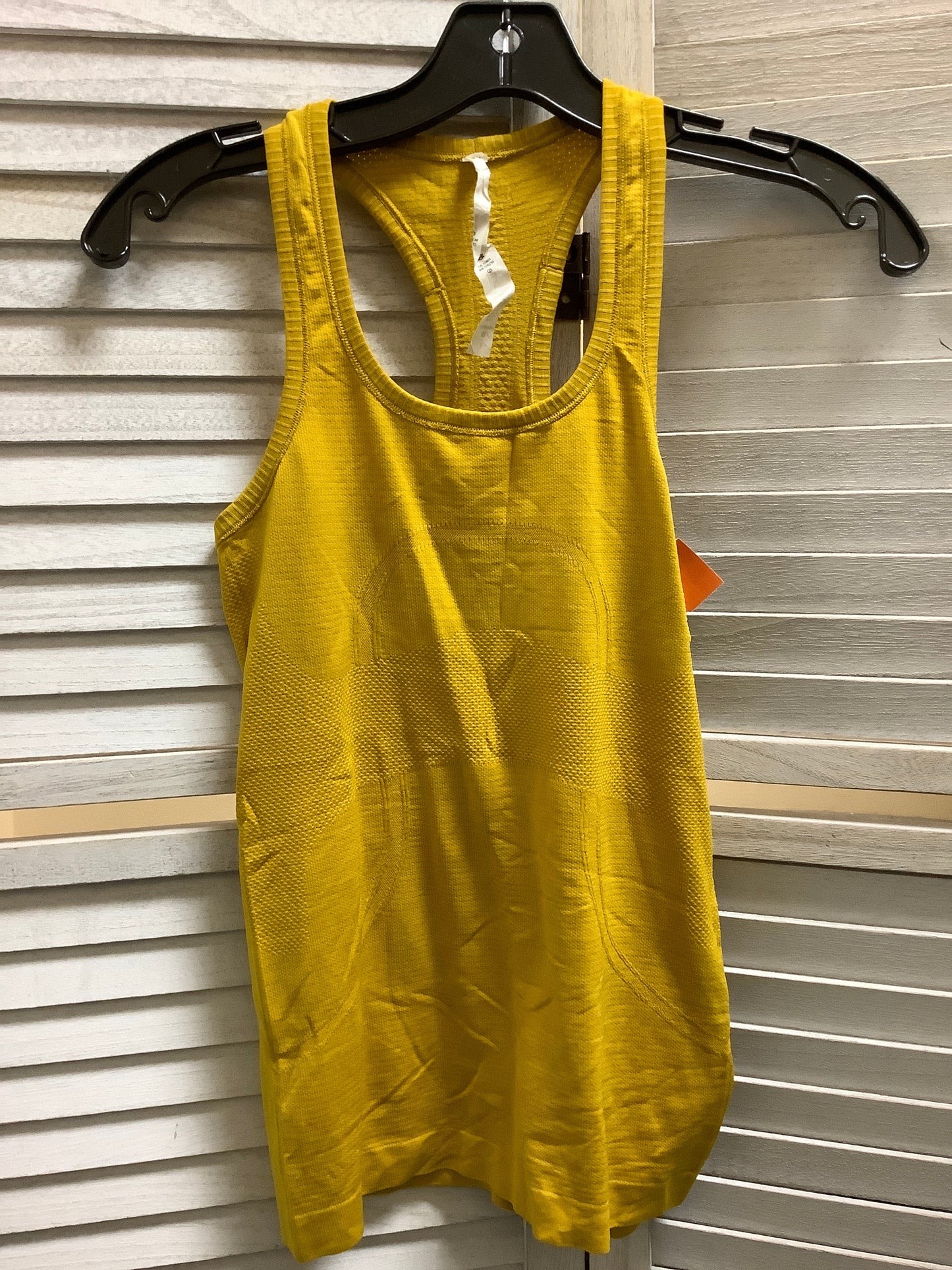 Athletic Tank Top By Lululemon Size: 4