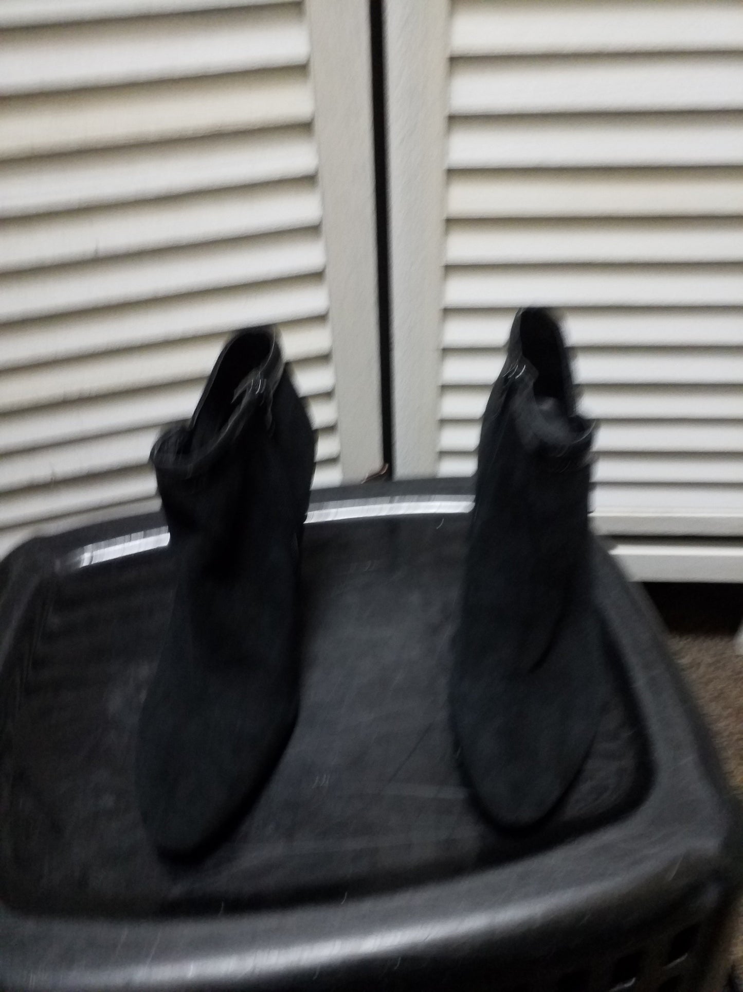 Boots Ankle Heels By Nine West Size: 9