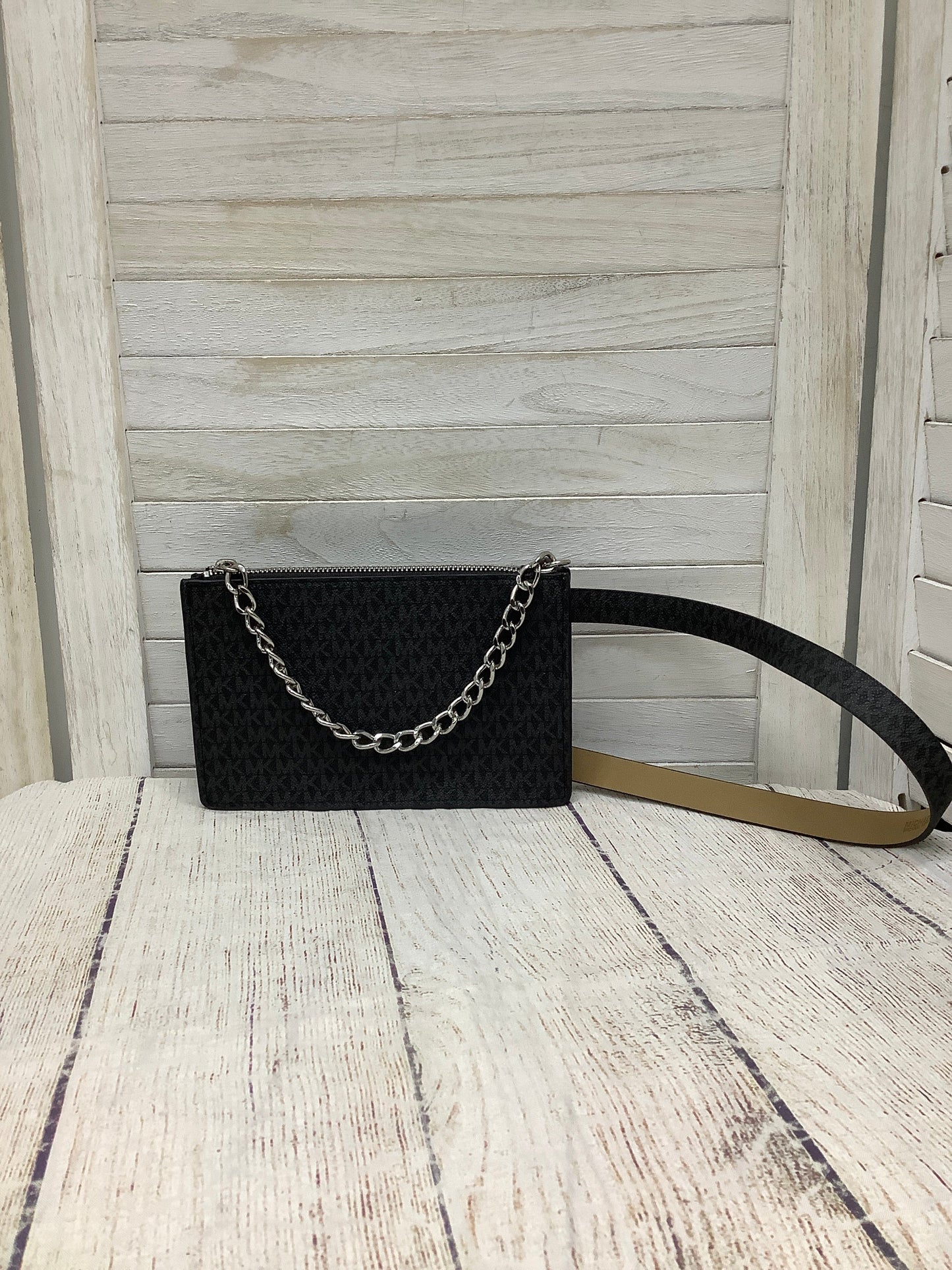 Belt Bag Designer By Michael Kors Size: Medium