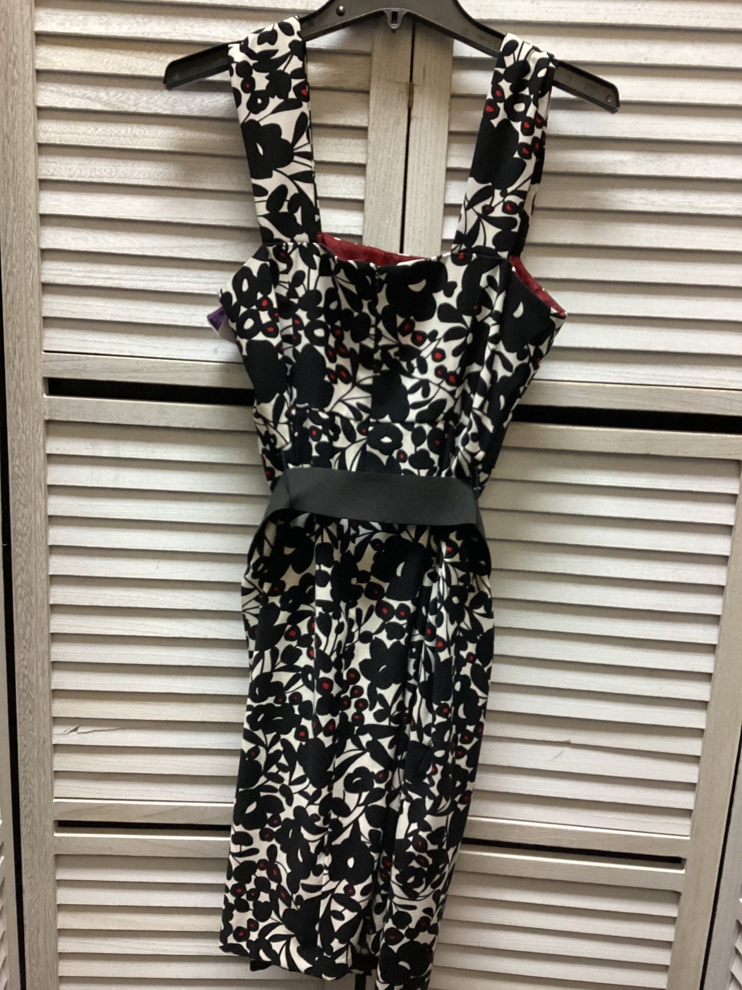Dress Casual Short By London Times Size: 10