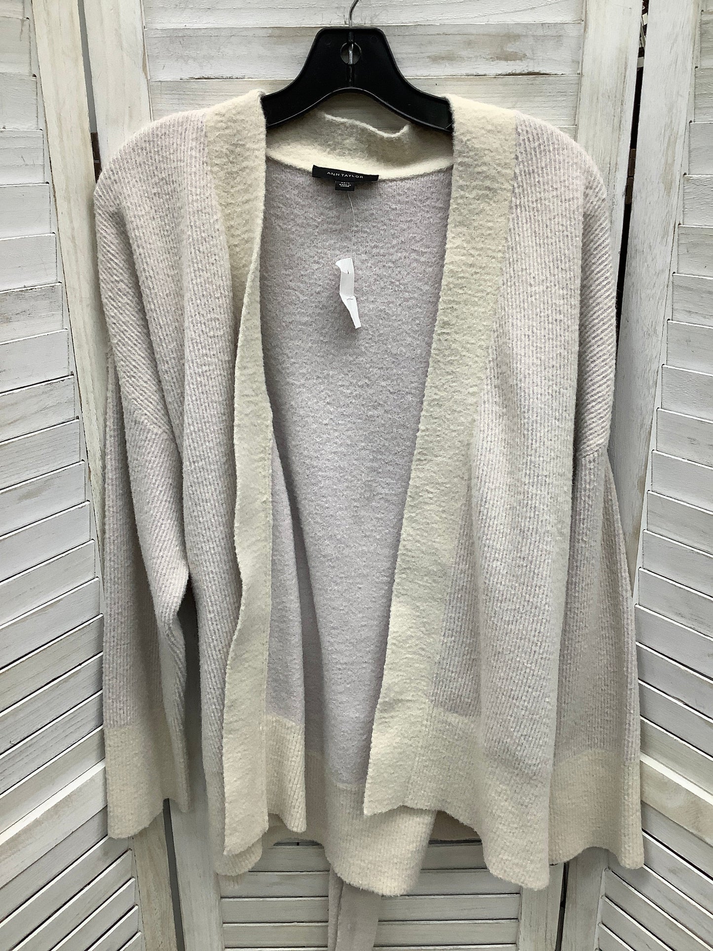 Cardigan By Ann Taylor Size: Xs