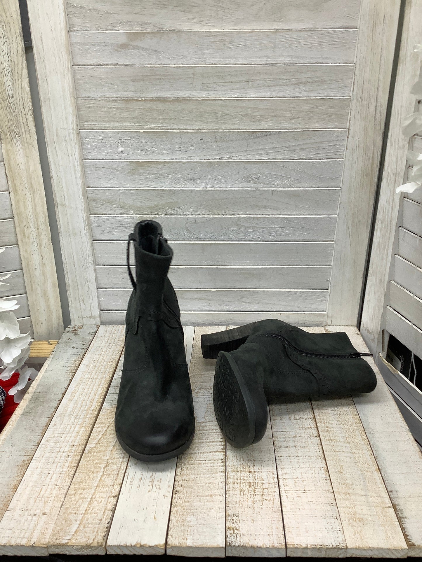 Boots Ankle Heels By Clarks Size: 8