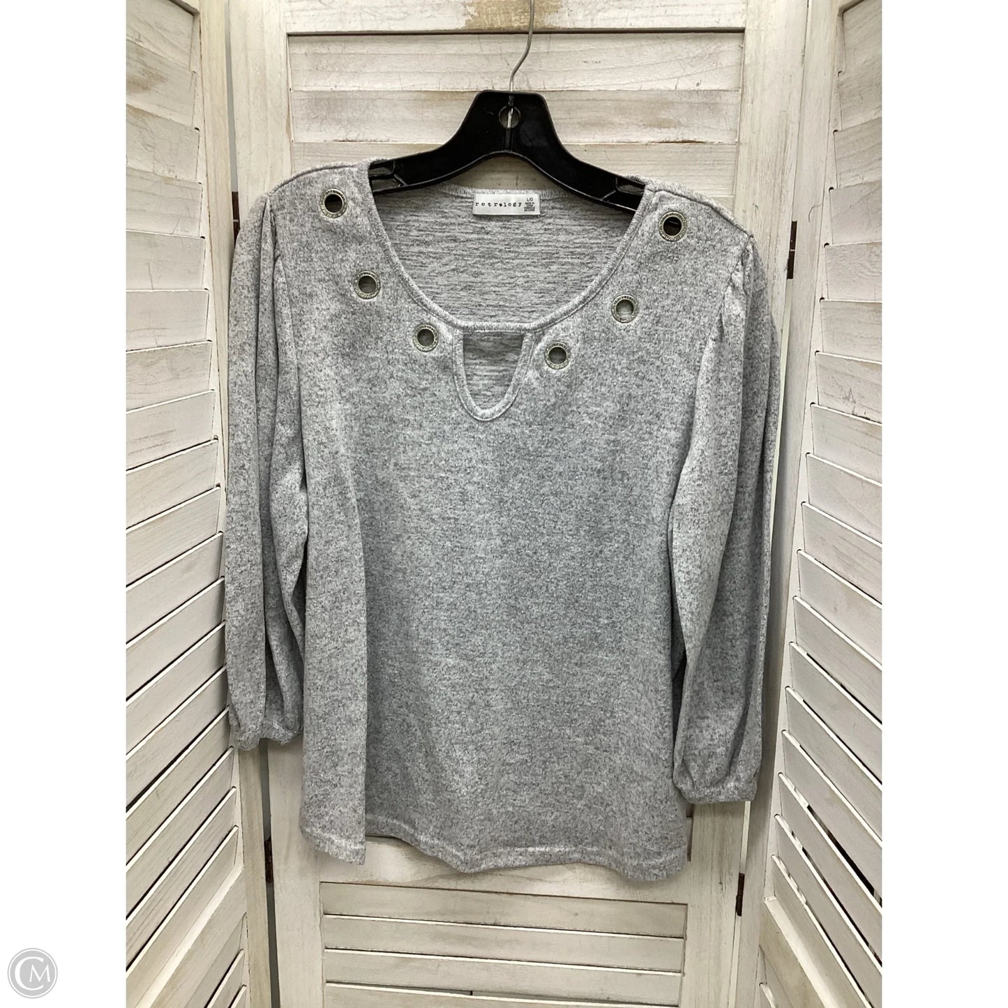 Top Long Sleeve By Retrology In Grey, Size: L