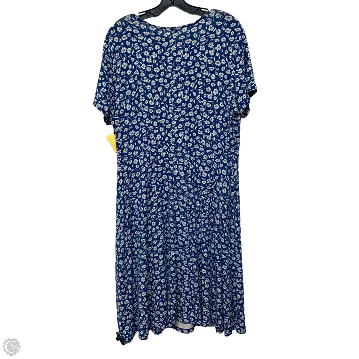 Dress Casual Short By Old Navy In Blue & White, Size: Xl