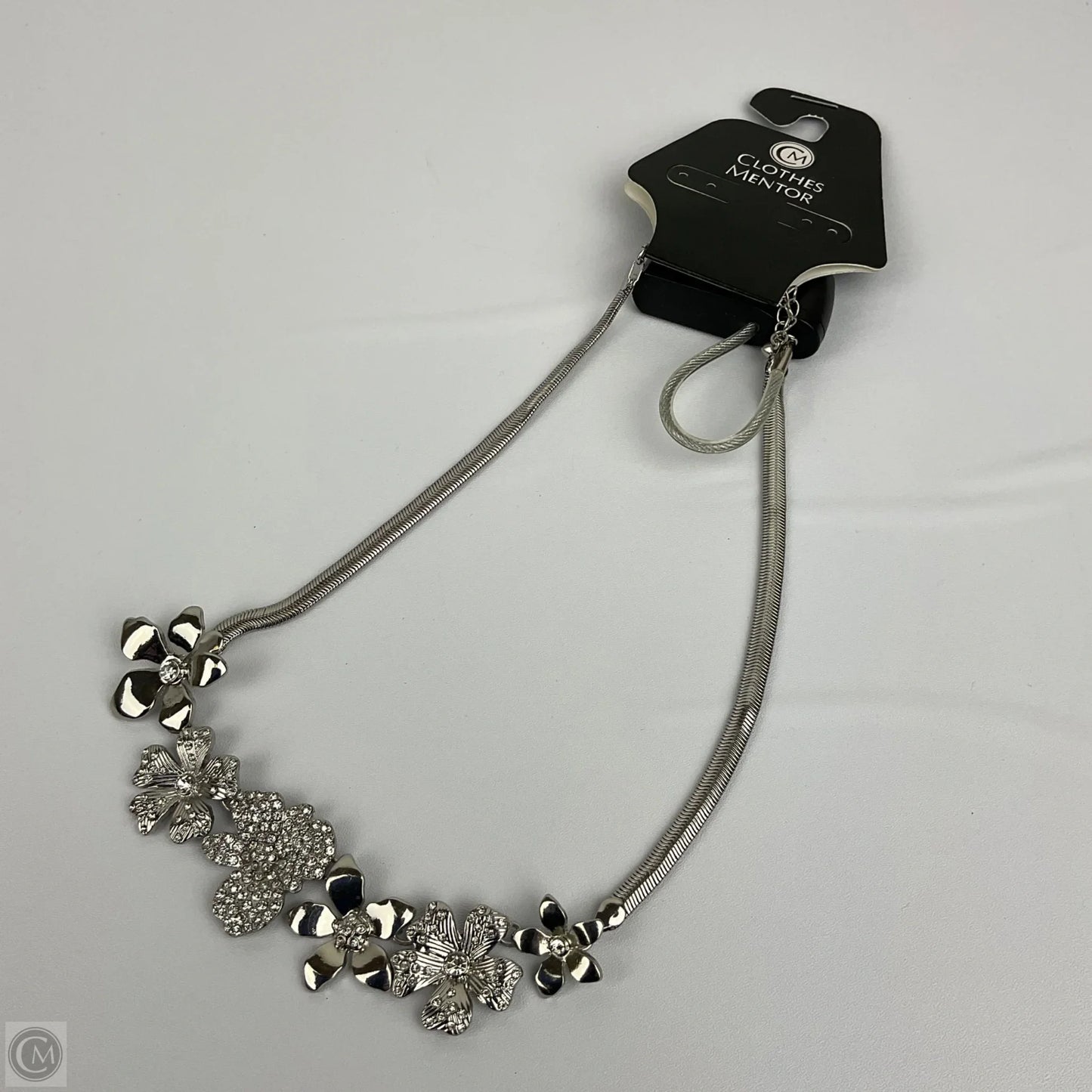 Necklace Charm By Clothes Mentor