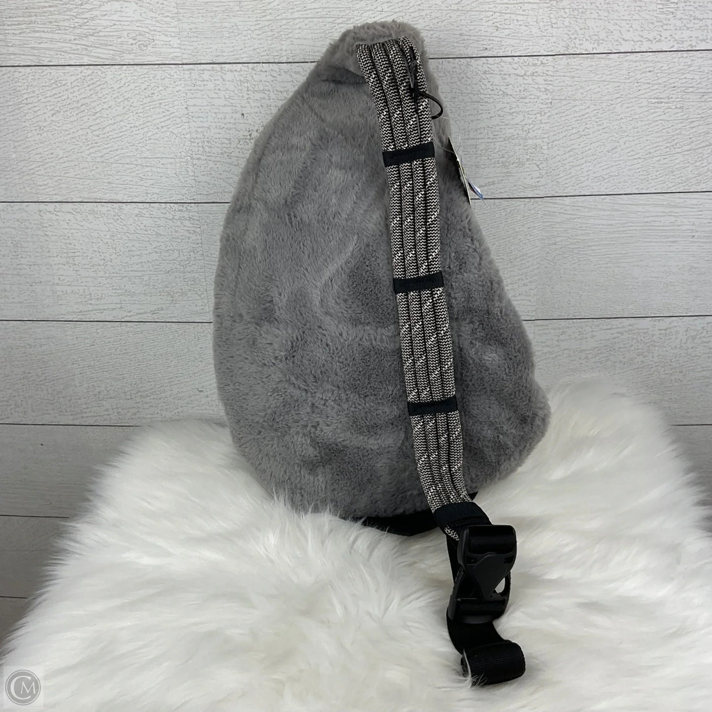 Backpack By Kavu, Size: Small