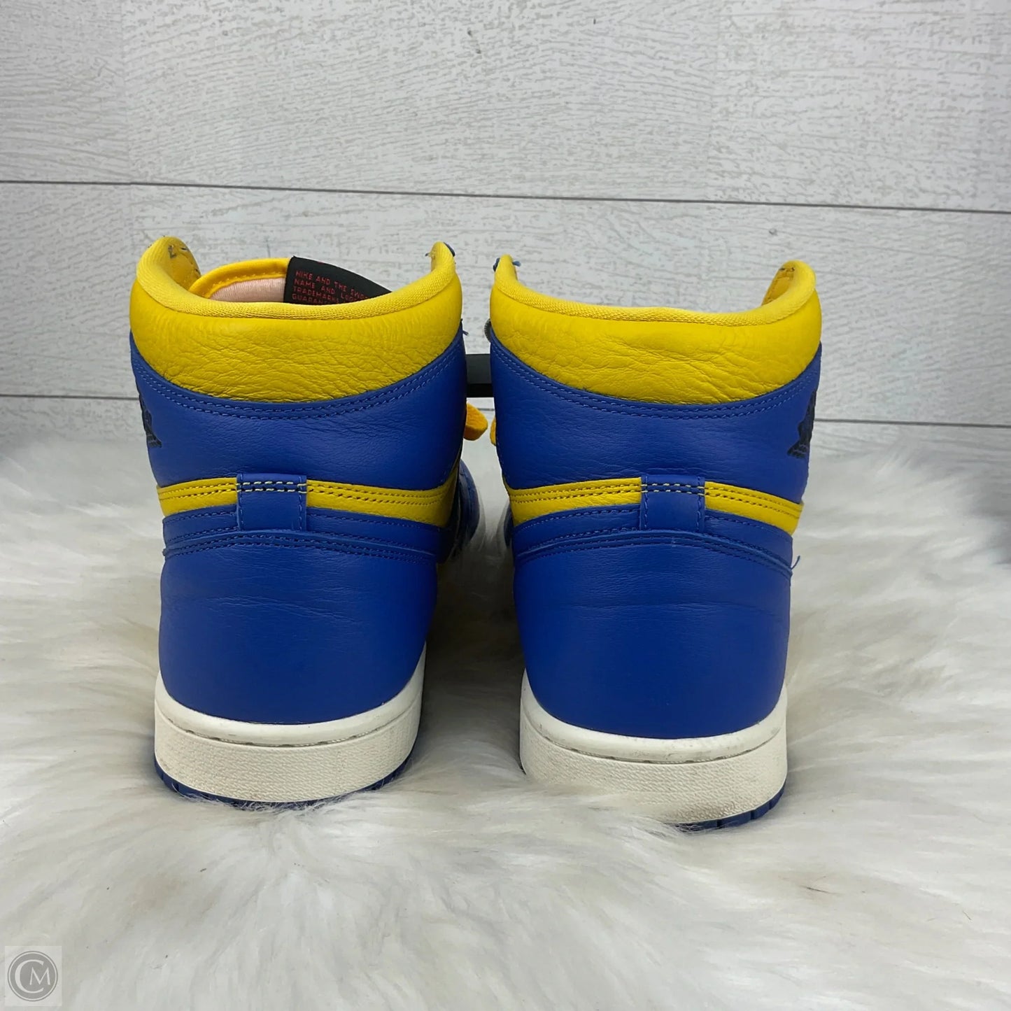 Shoes Sneakers By Nike In Blue & Yellow, Size: 10