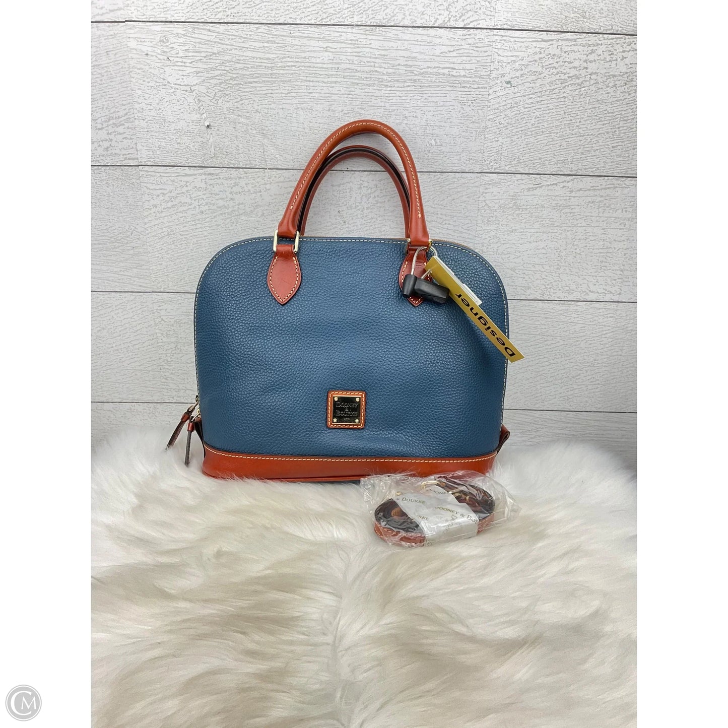 Crossbody Designer By Dooney And Bourke, Size: Large