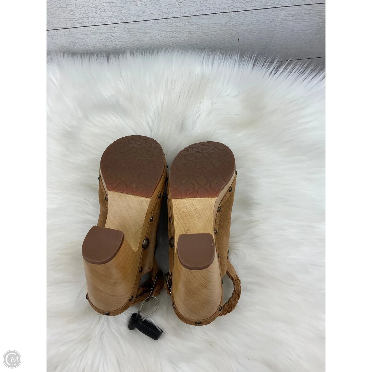Shoes Designer By Ugg In Brown, Size: 8