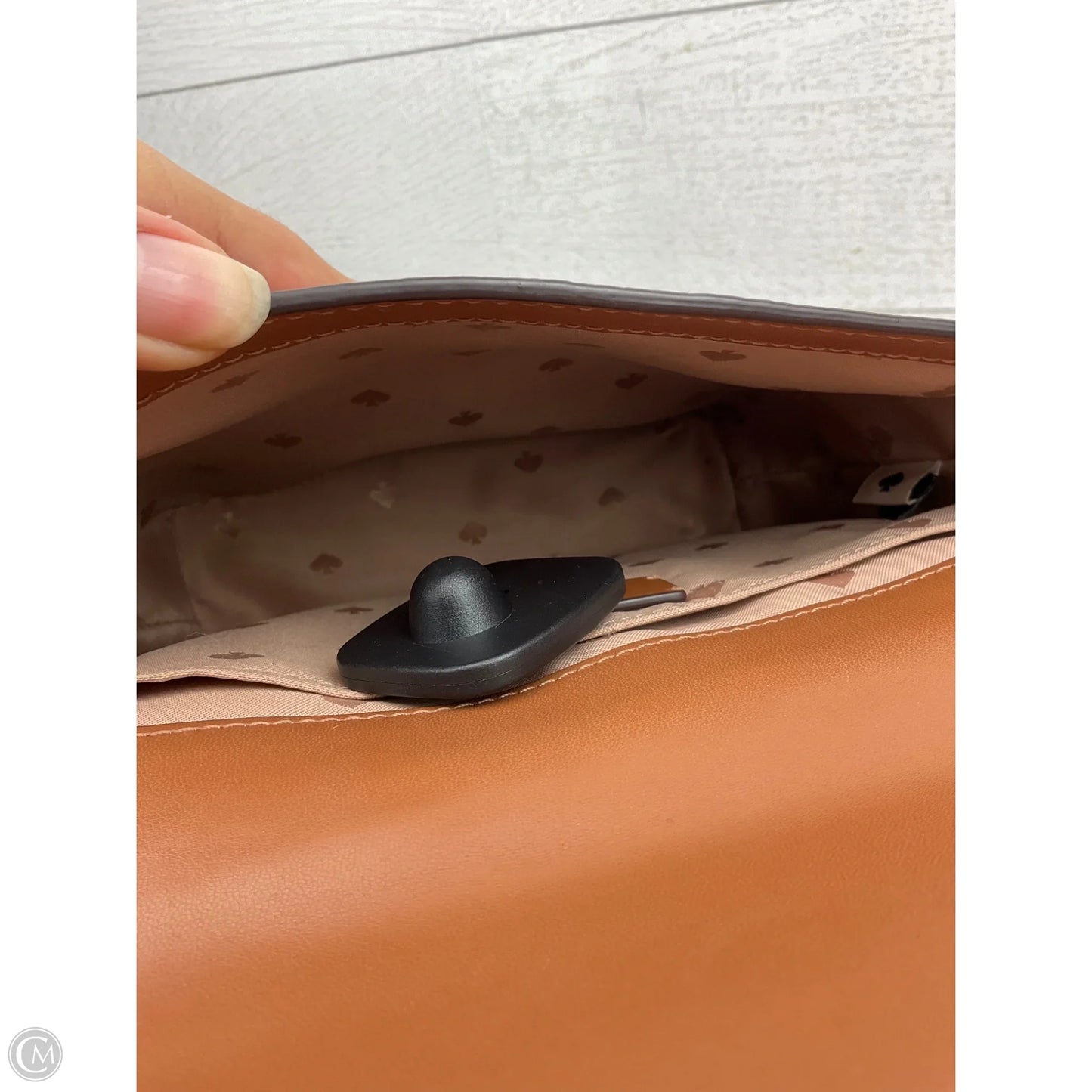 Crossbody Designer By Kate Spade, Size: Medium