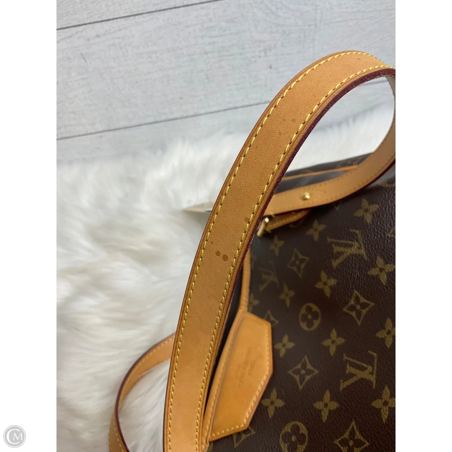 Handbag Luxury Designer By Louis Vuitton, Size: Large