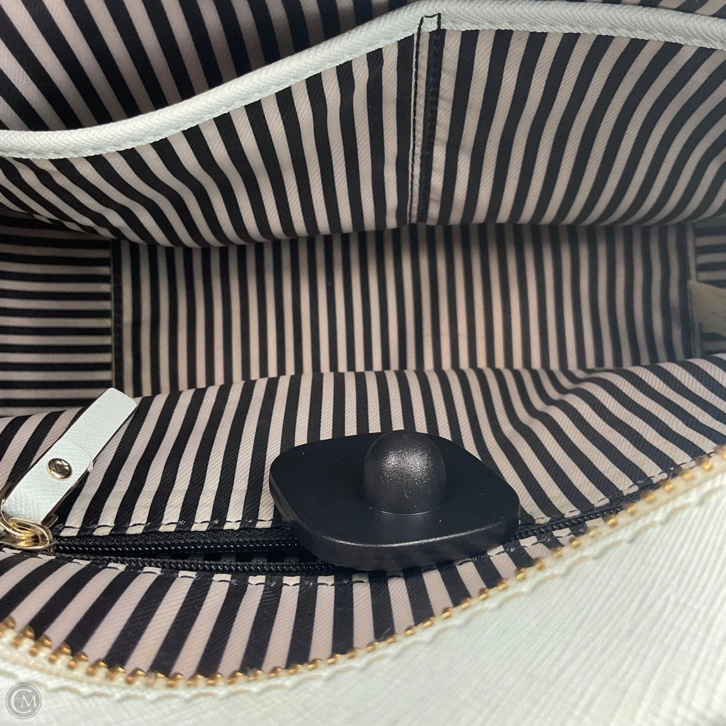 Handbag Designer By Kate Spade, Size: Medium