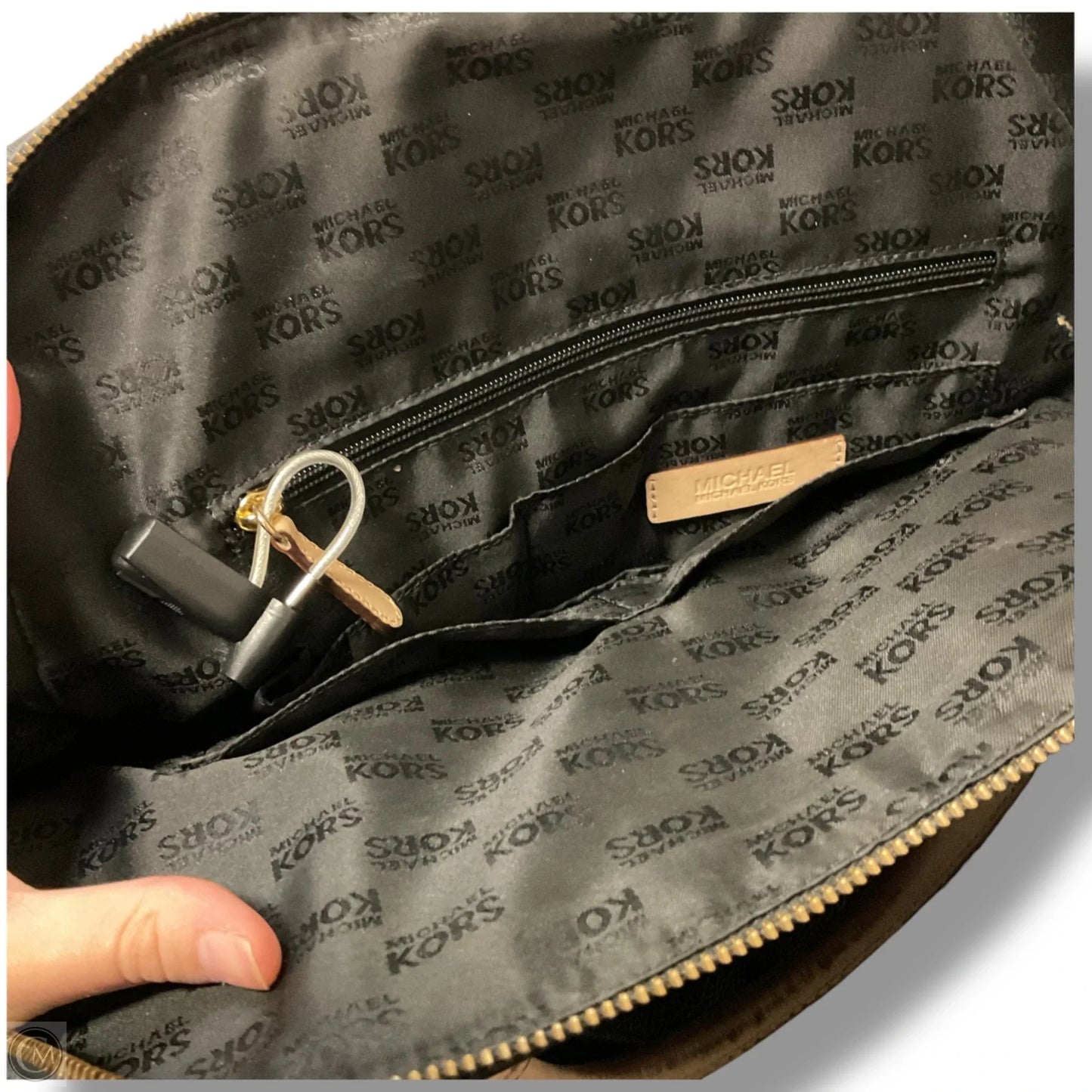 Handbag Designer By Michael Kors, Size: Medium