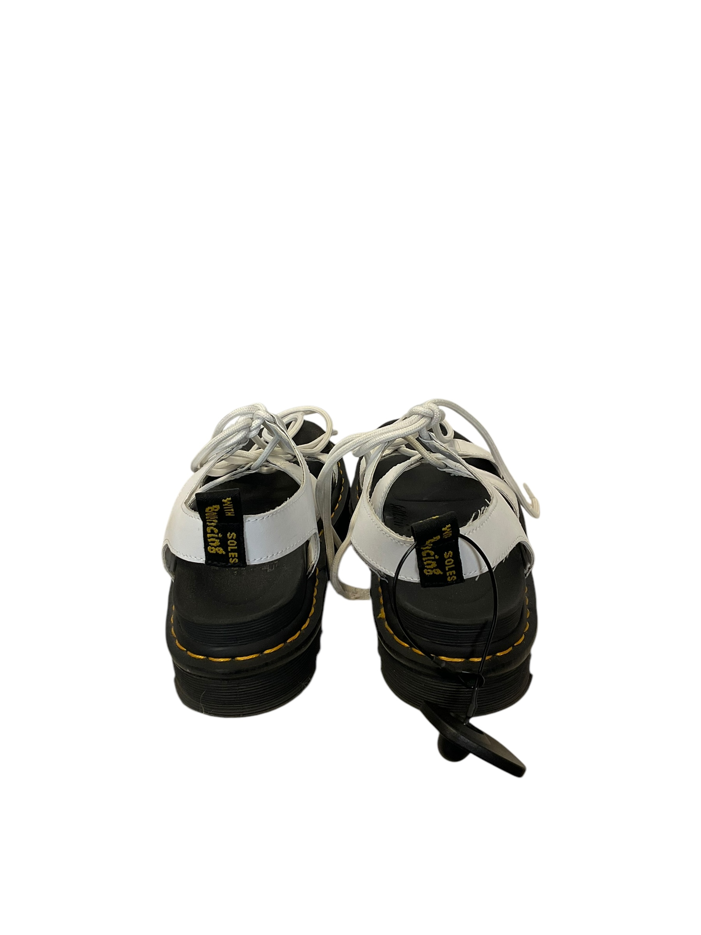 Shoes Flats By Dr Martens Size: 8