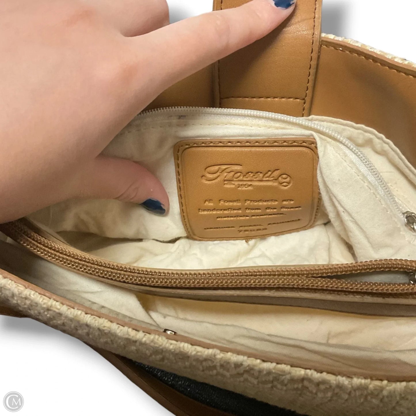 Handbag By Fossil, Size: Medium