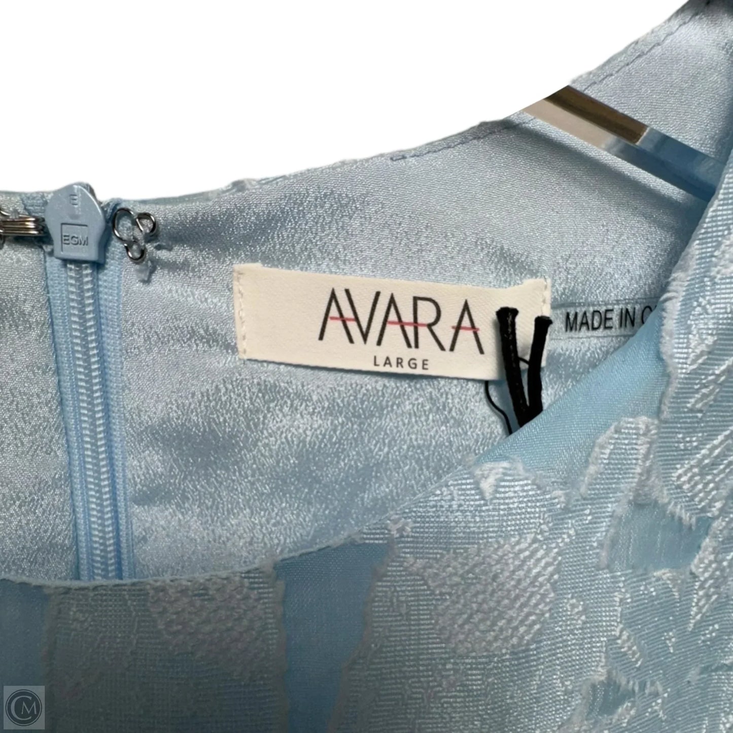 Top Short Sleeve By AVARA In Blue, Size: L