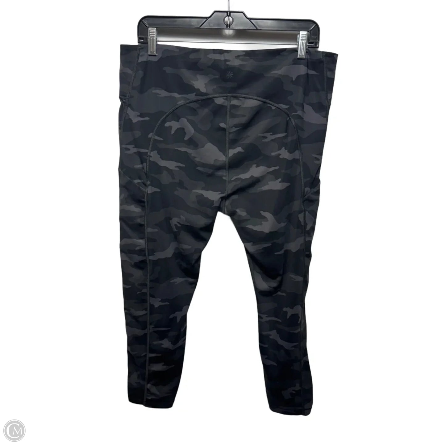 Ultimate 7/8 Tight Athletic Leggings By Athleta In Camouflage Print, Size: Xl