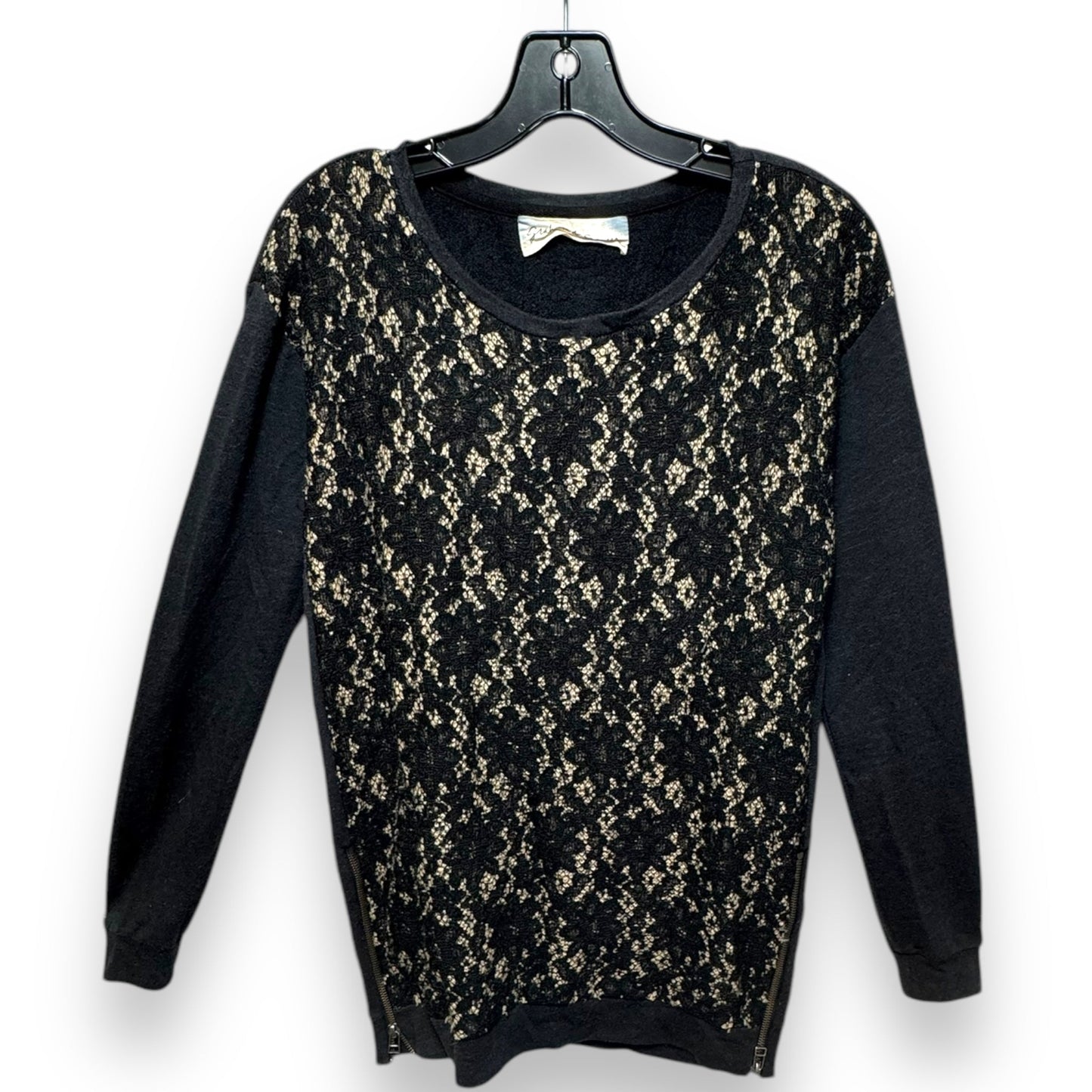 Sweater By Graham & Spencer In Black, Size: M