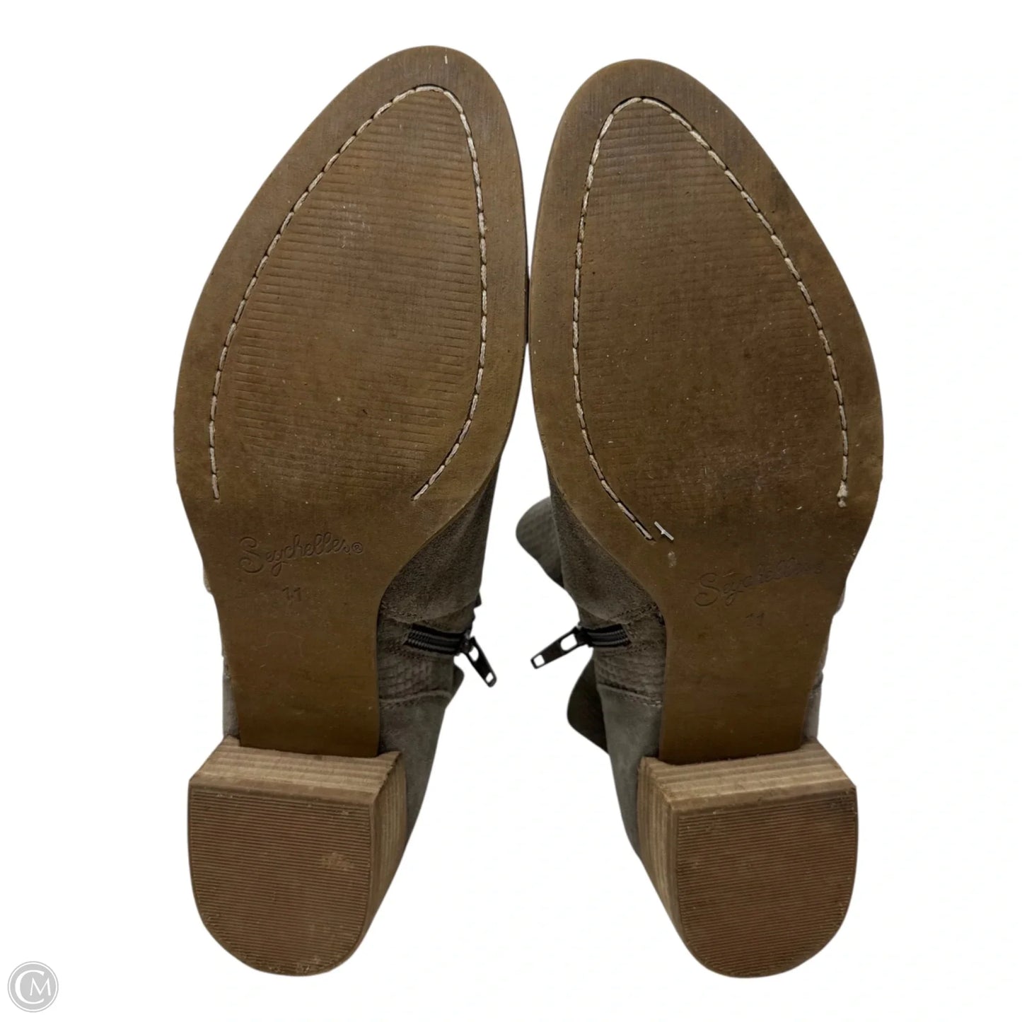 Score Ankle Booties By Seychelles X Anthropologie In Grey, Size: 11