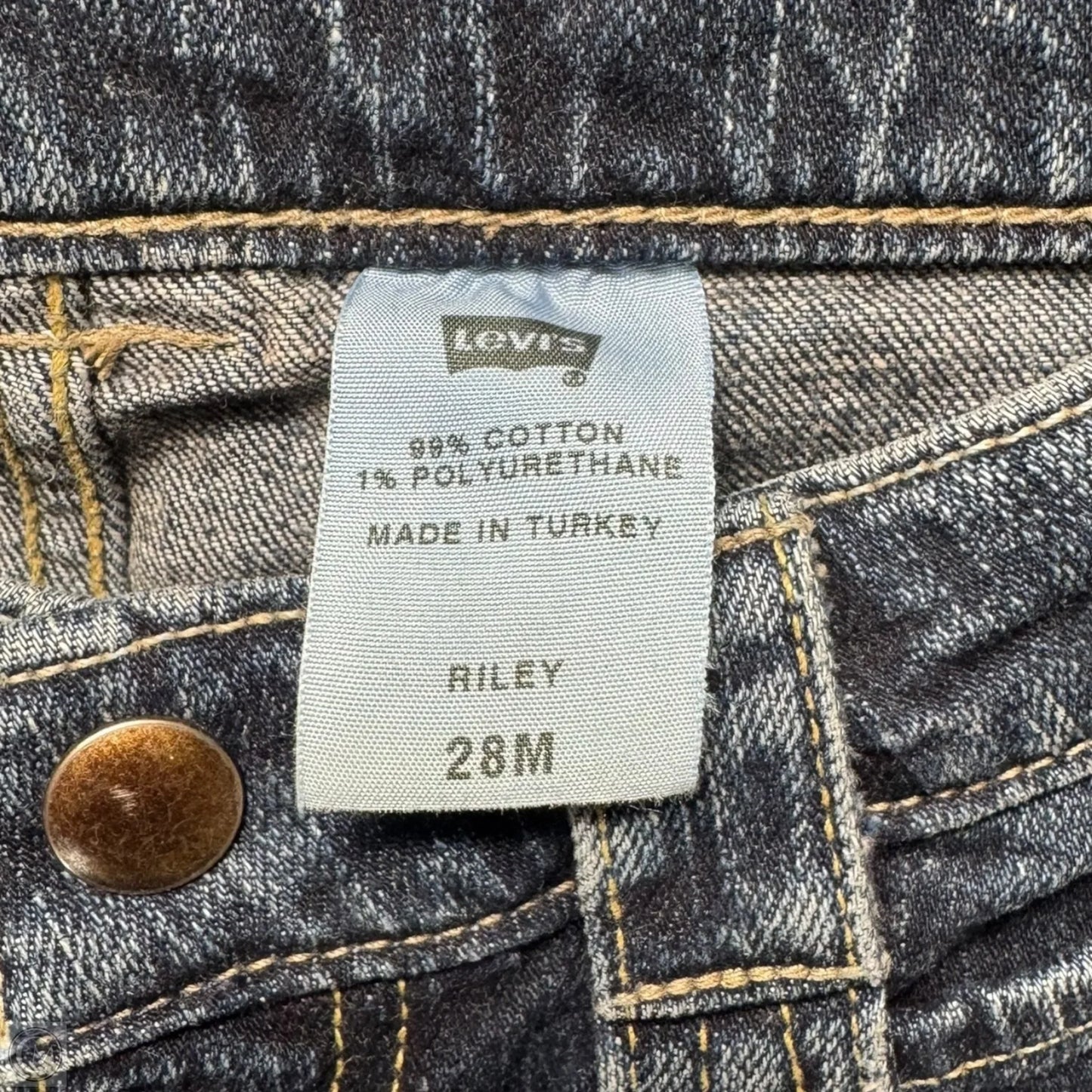 Riley Jeans Boot Cut By Levis In Blue Denim, Size: 8, 28M
