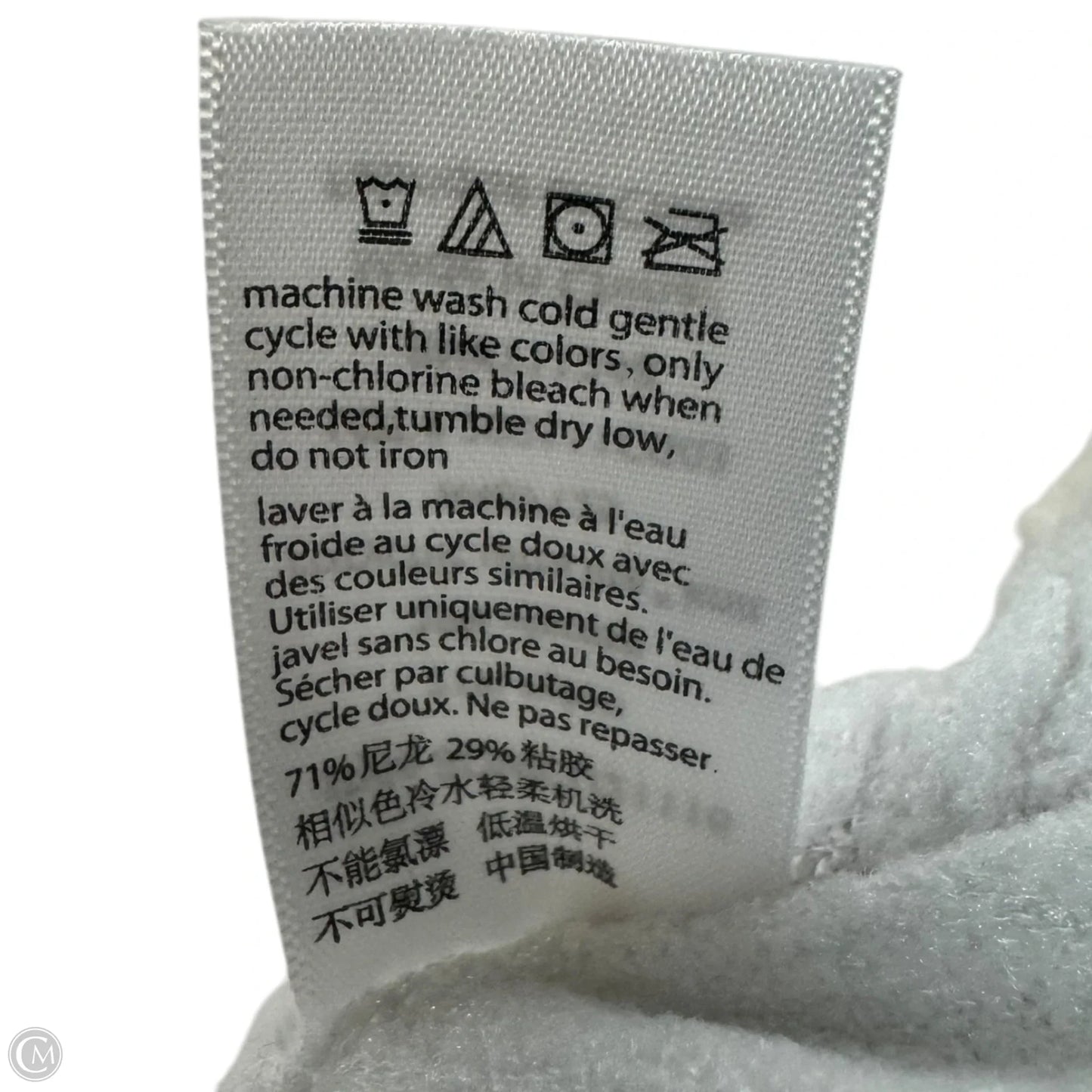 Top Long Sleeve By Cma In White, Size: 2x