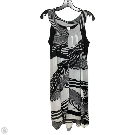 Dress Casual Short By Rodan In Black & White, Size: L