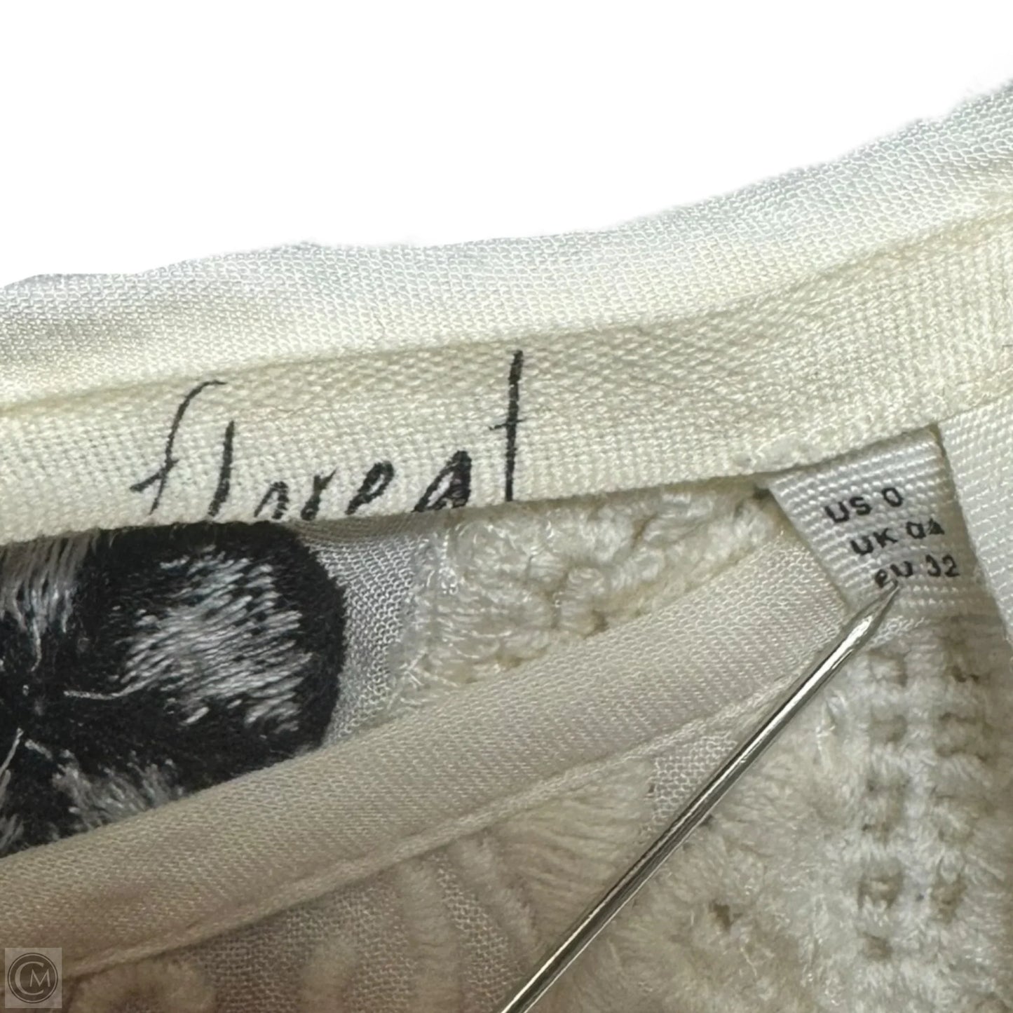 Beaded Top Short Sleeve By Floreat In Black & Cream, Size: 0