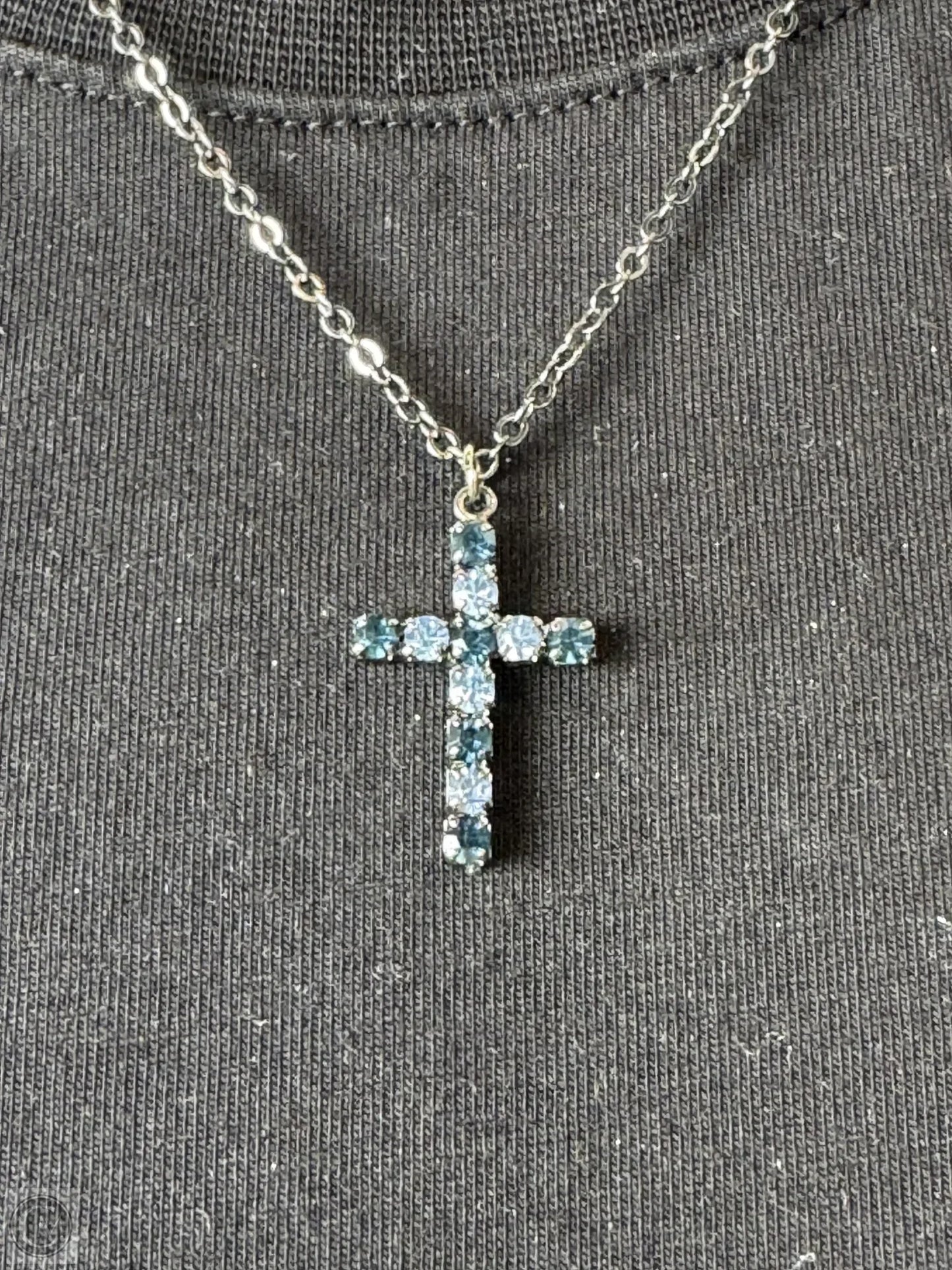 Necklace Pendant By Clothes Mentor