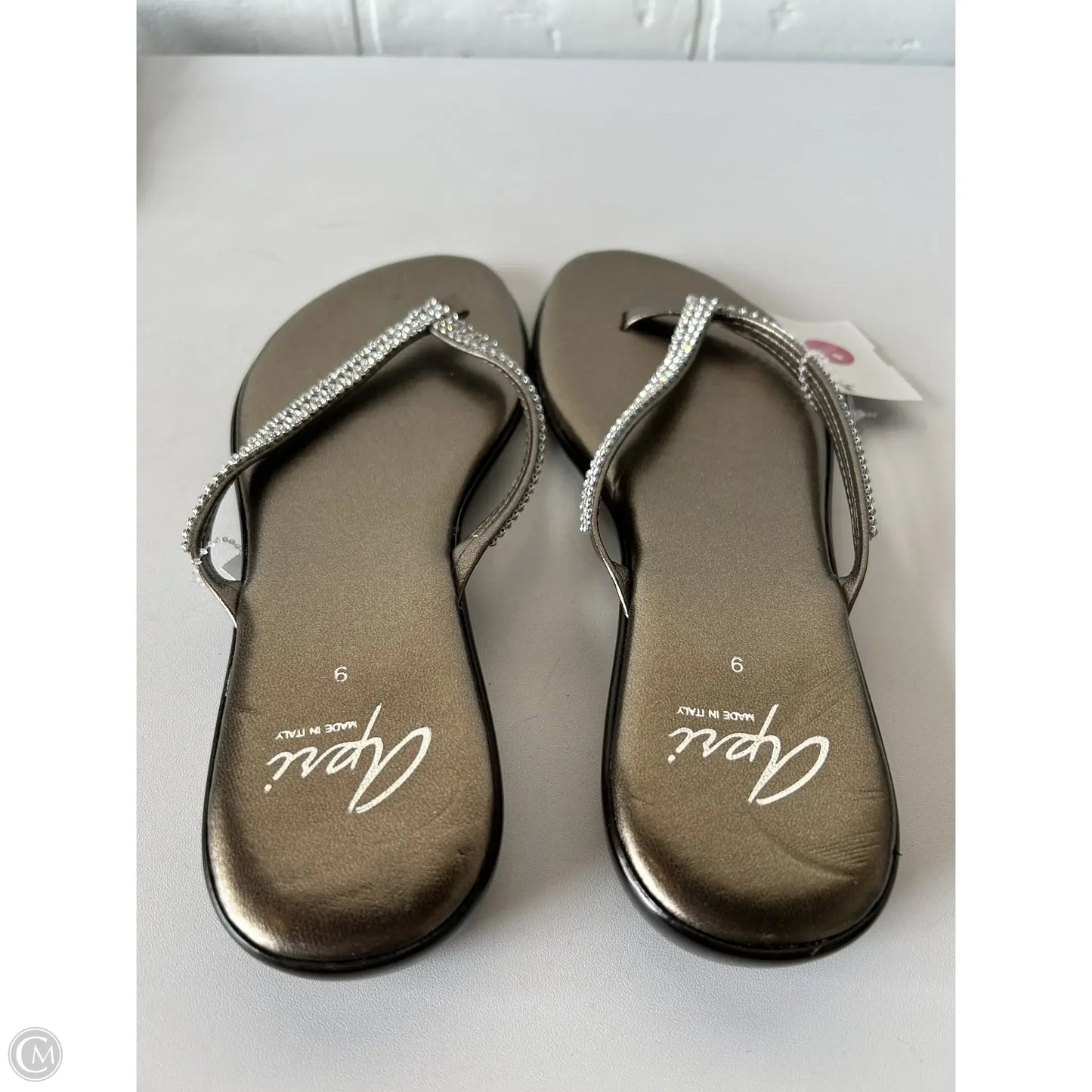 Sandals Flip Flops By APRI In Gold, Size: 9