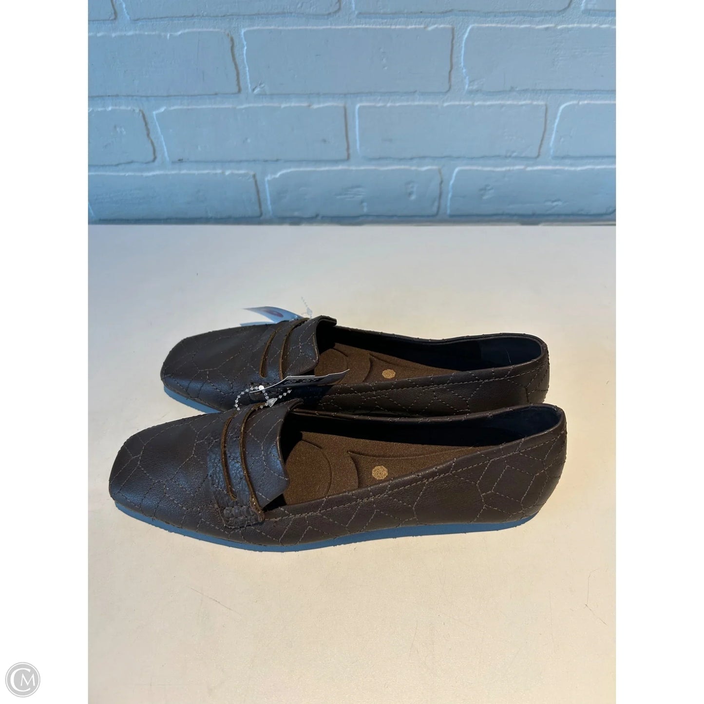 Shoes Flats By Louise Et Cie In Brown, Size: 8