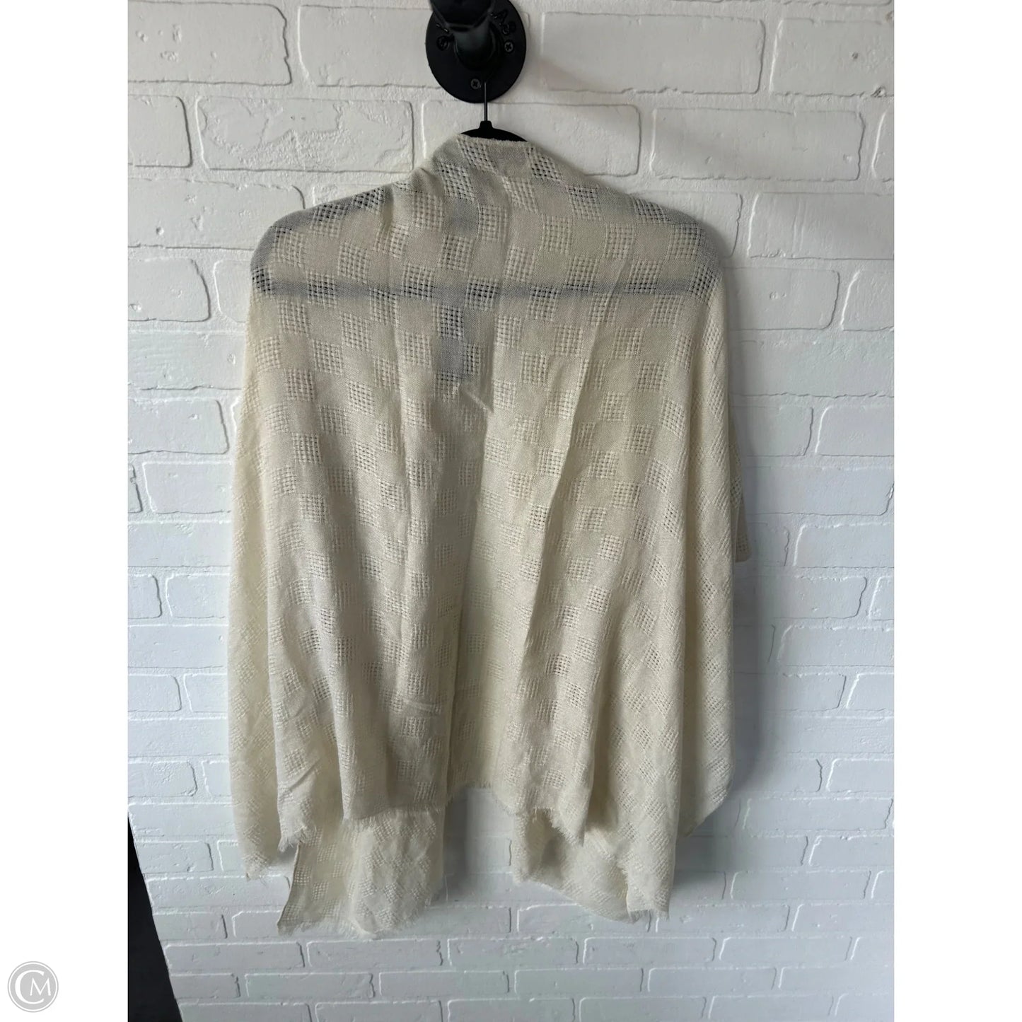 Shawl By Vince Camuto In Cream, Size: Osfm