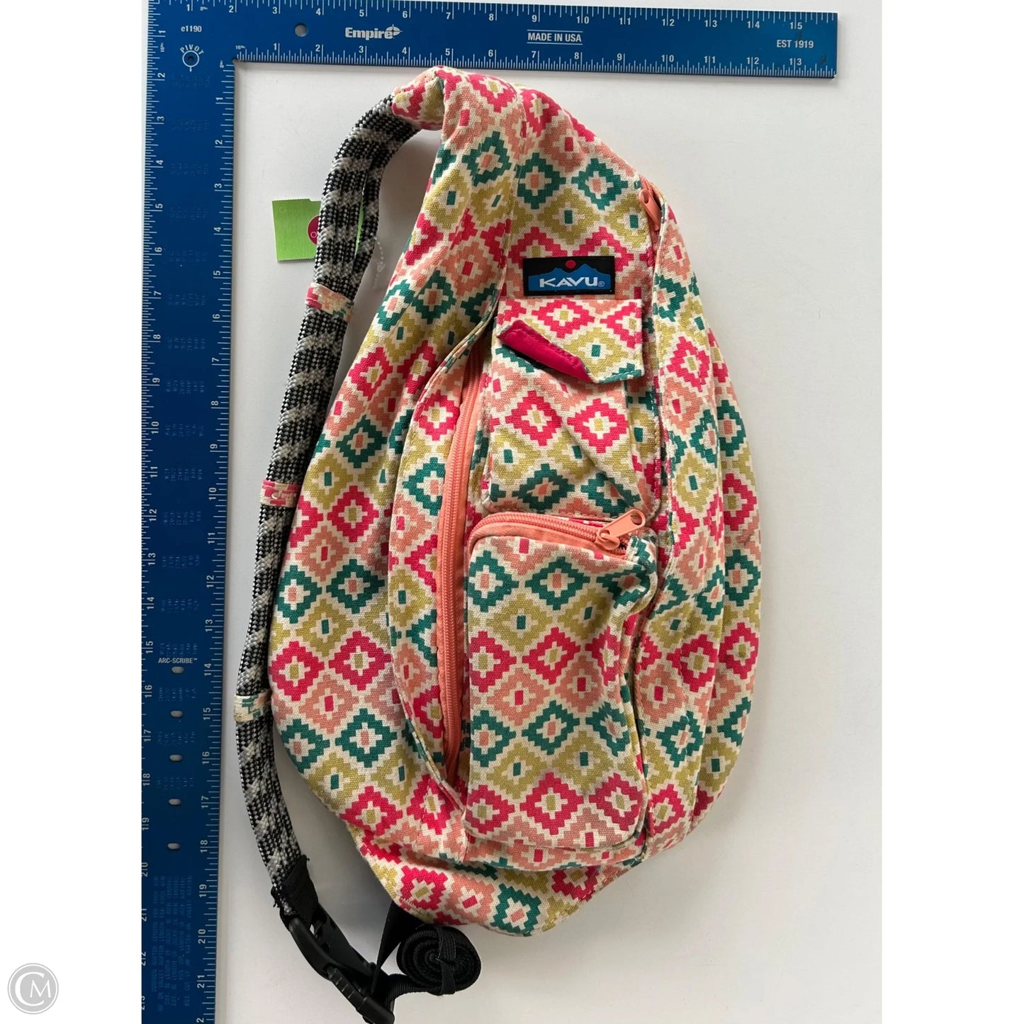 Crossbody By Kavu, Size: Medium