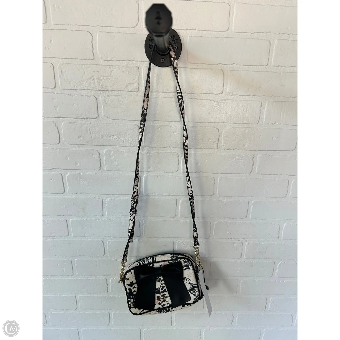 Crossbody Designer By Karl Lagerfeld, Size: Small